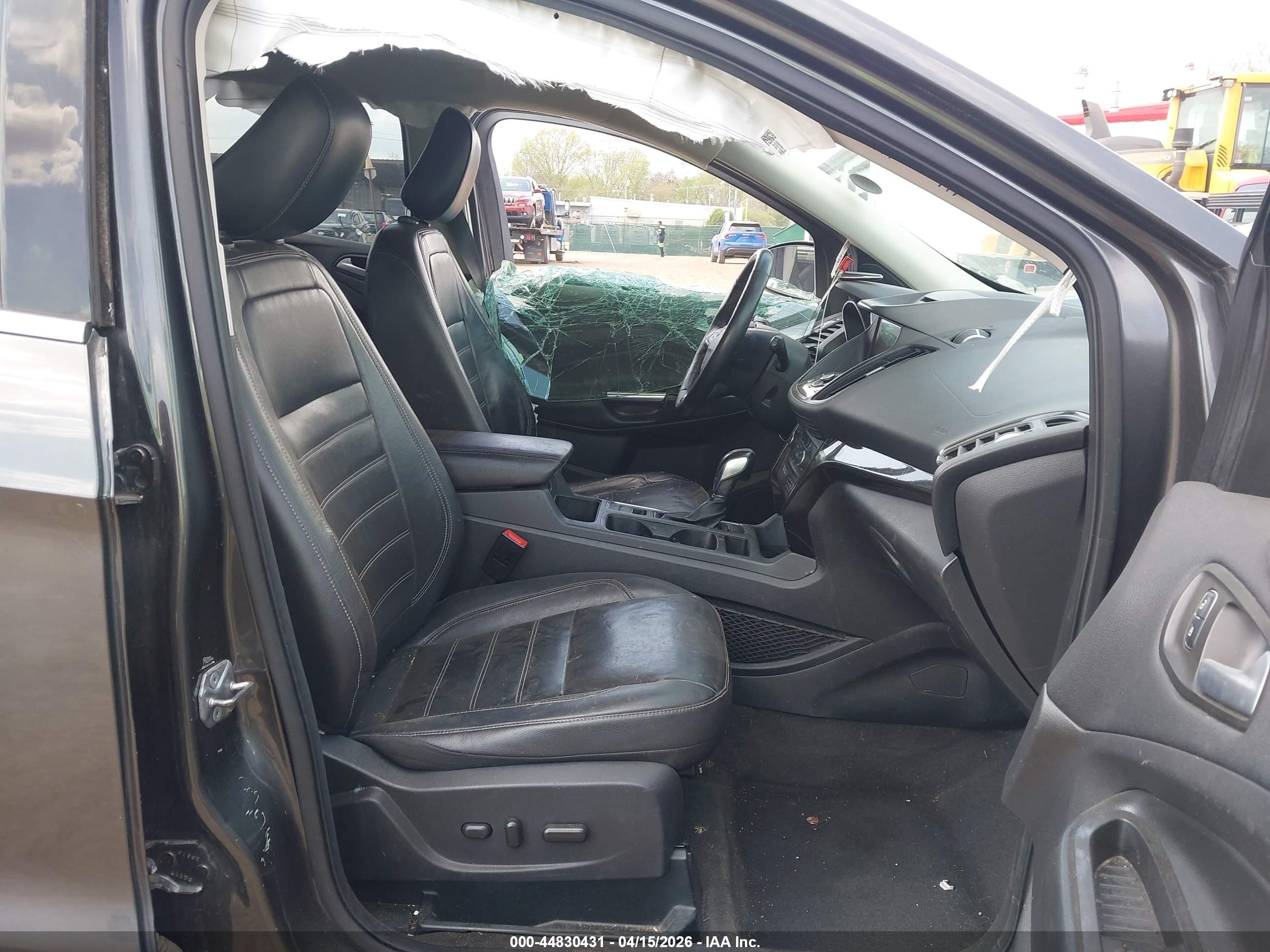 FORD ESCAPE image 5