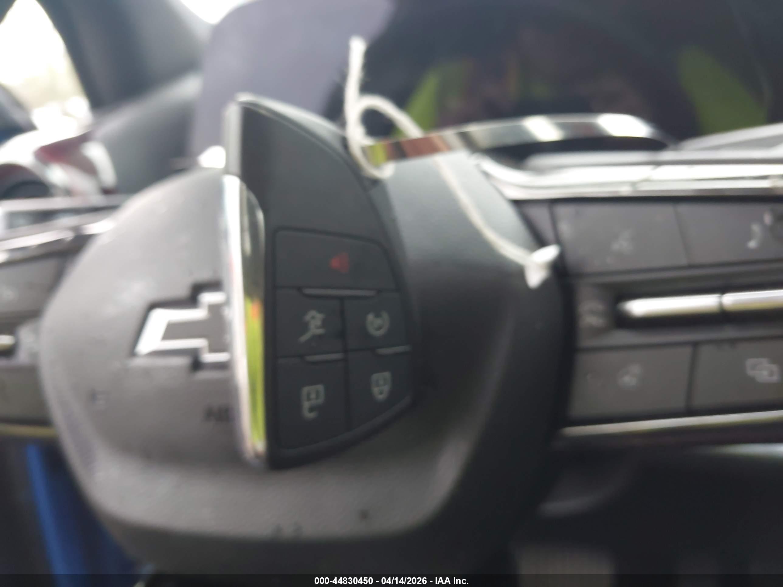 CHEVROLET EQUINOX image 11