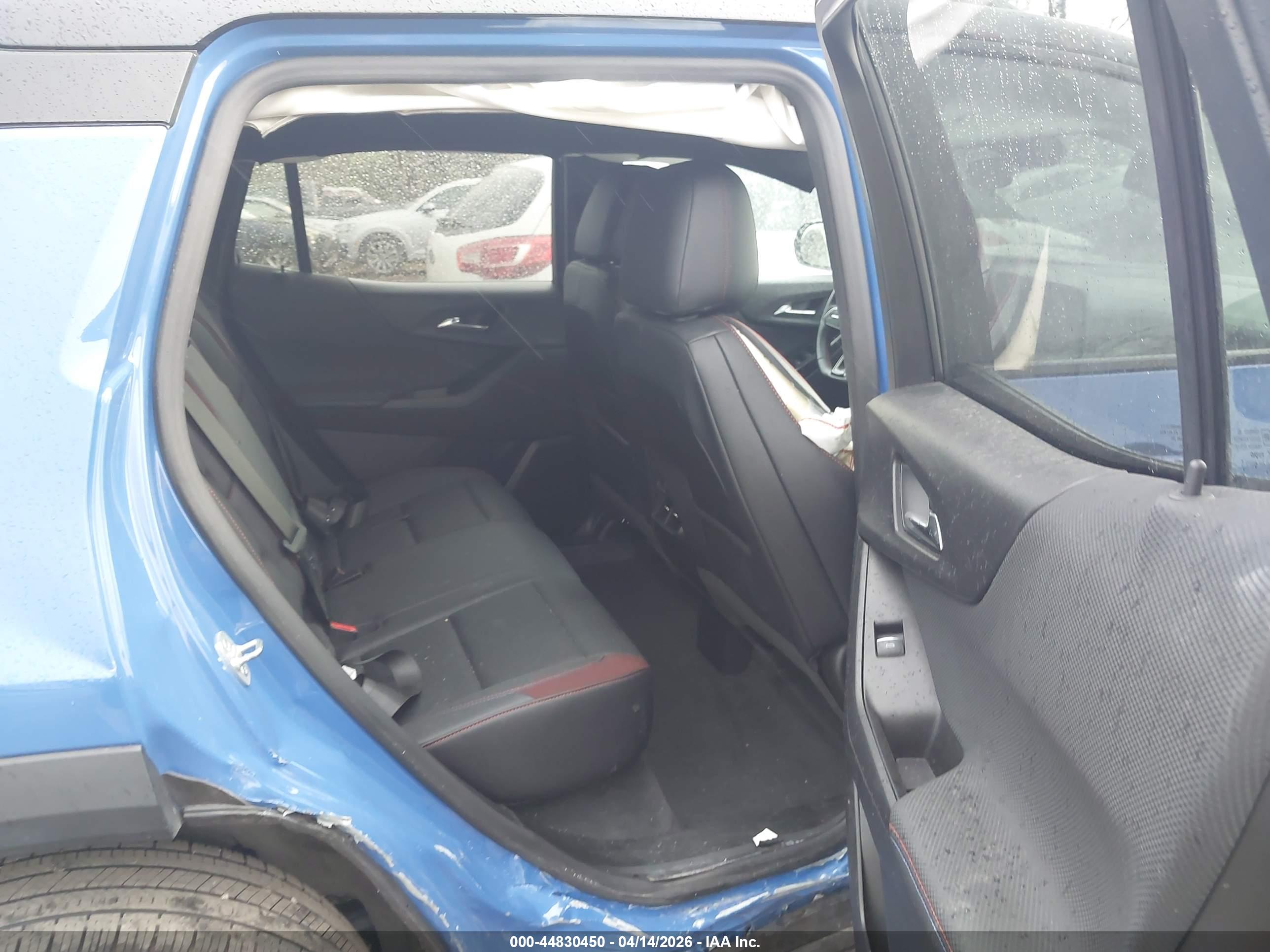 CHEVROLET EQUINOX image 8