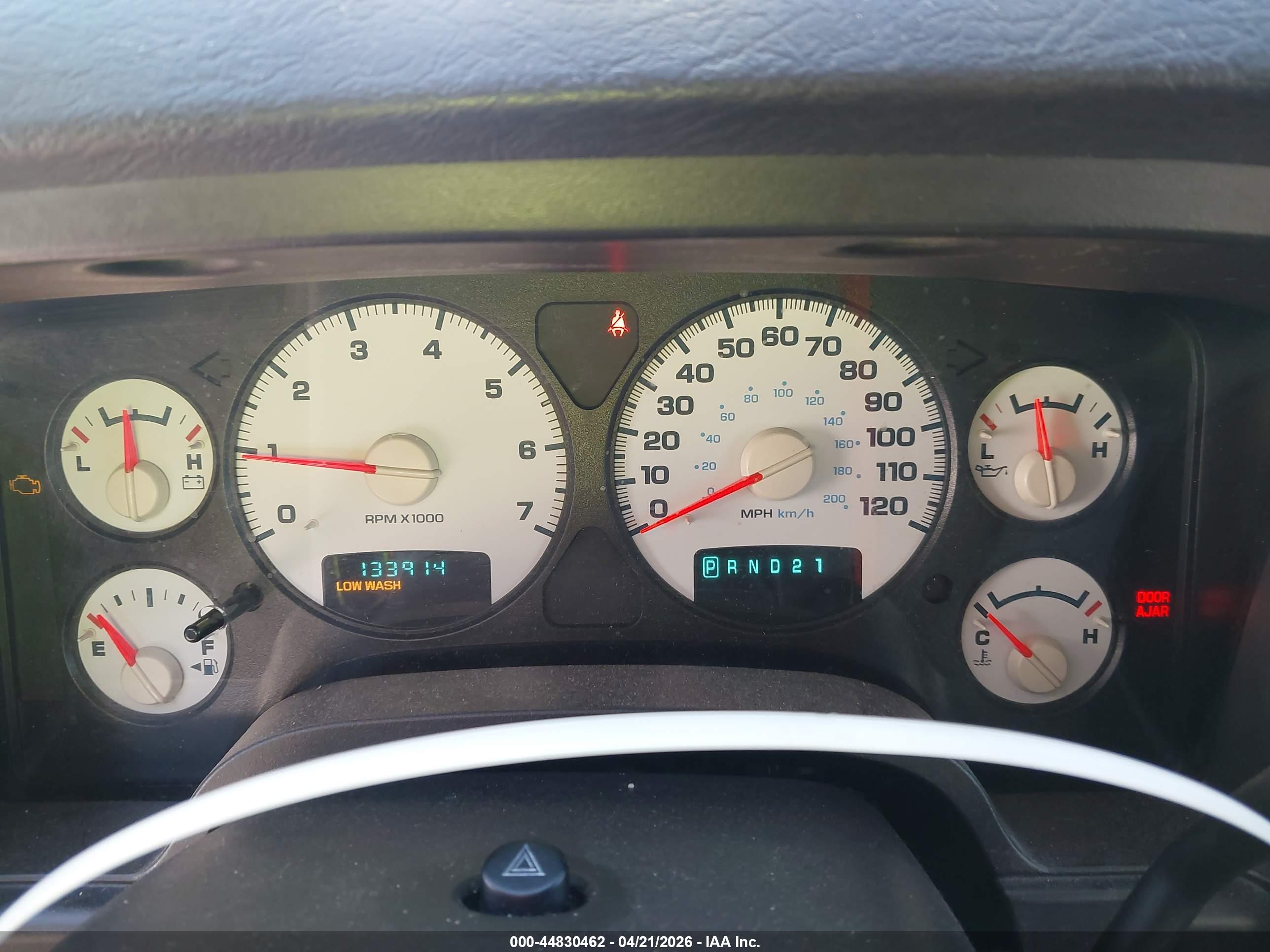 DODGE RAM image 7