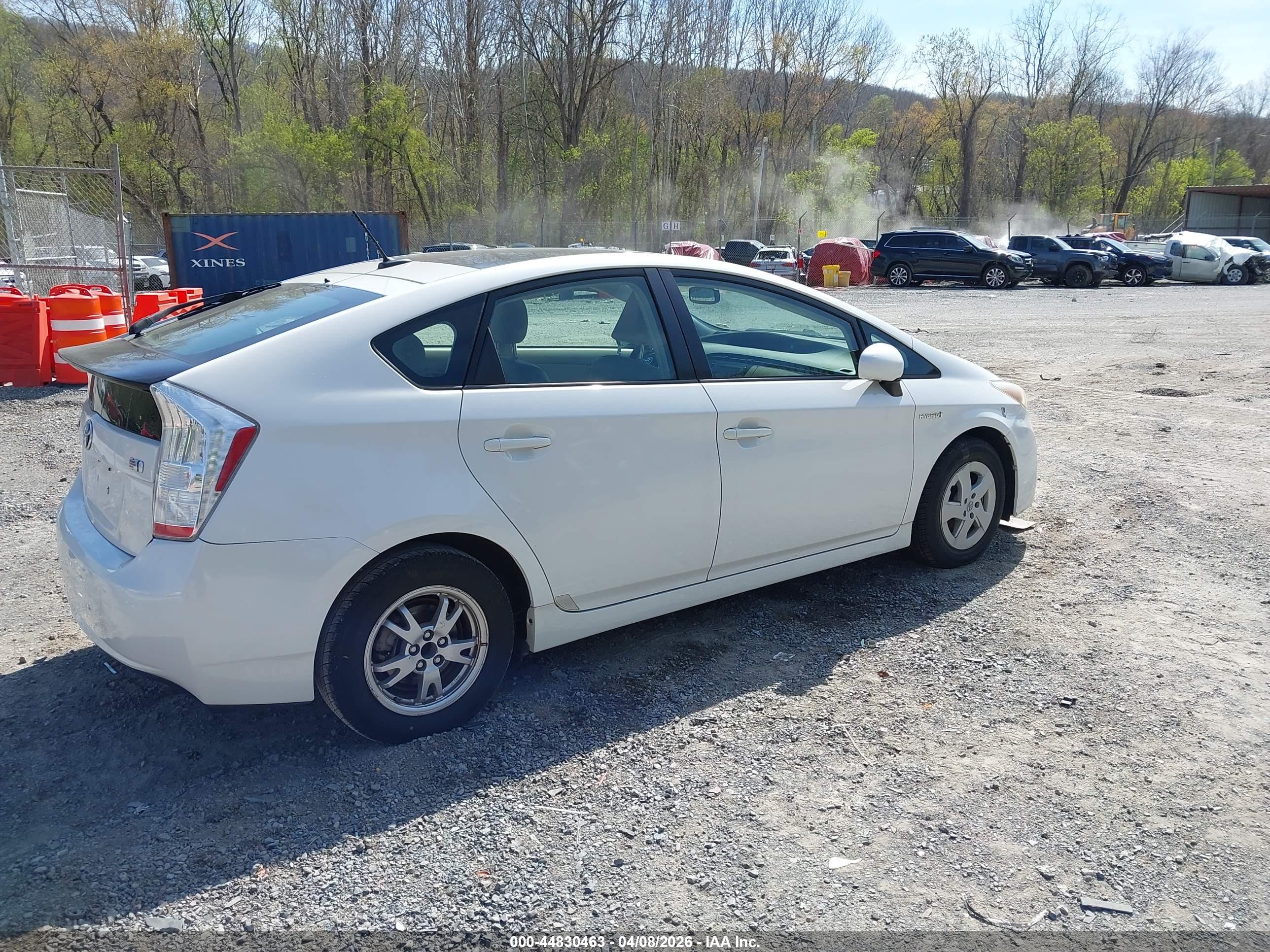 TOYOTA PRIUS image 4