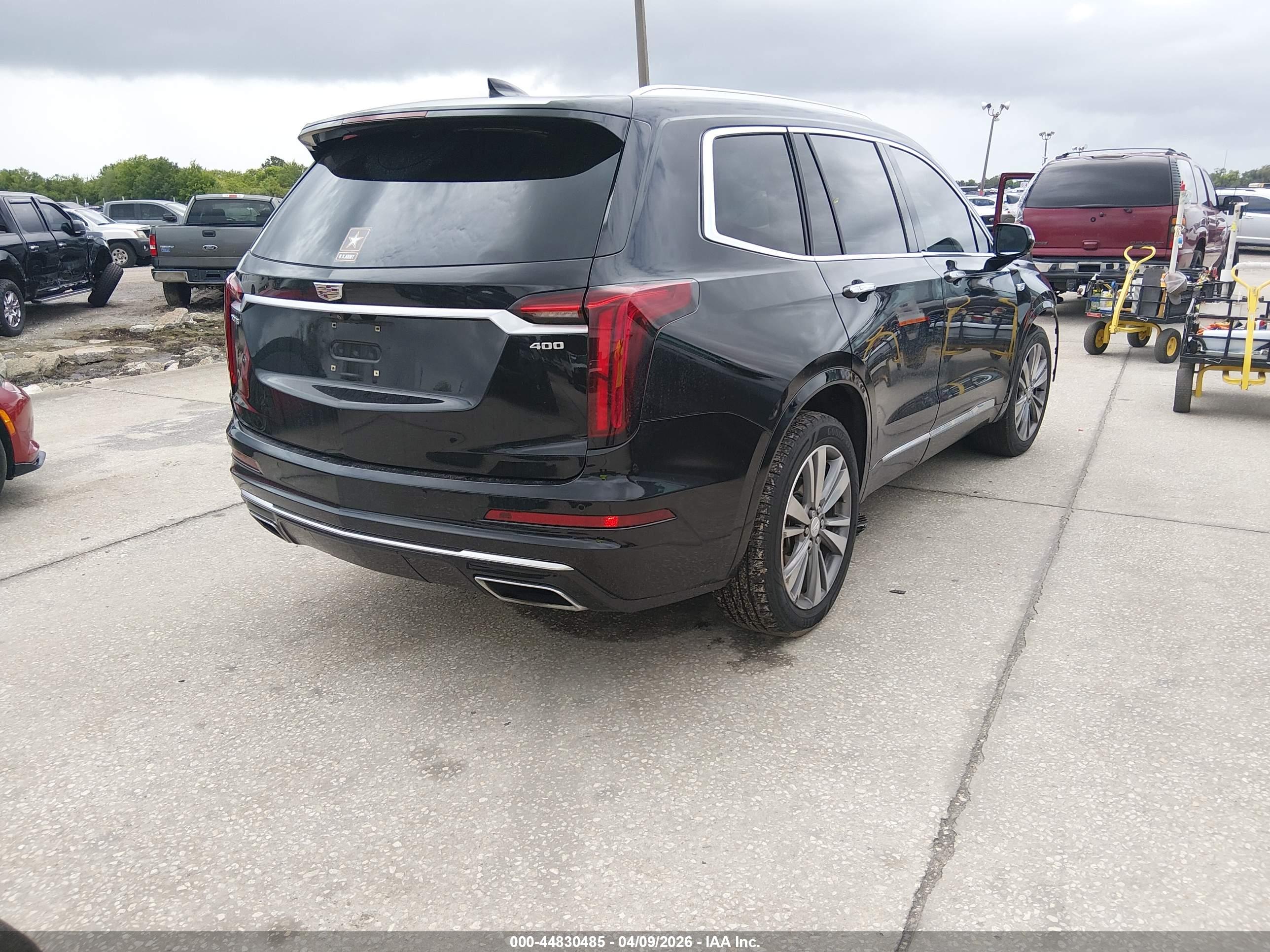 CADILLAC XT6 image 4