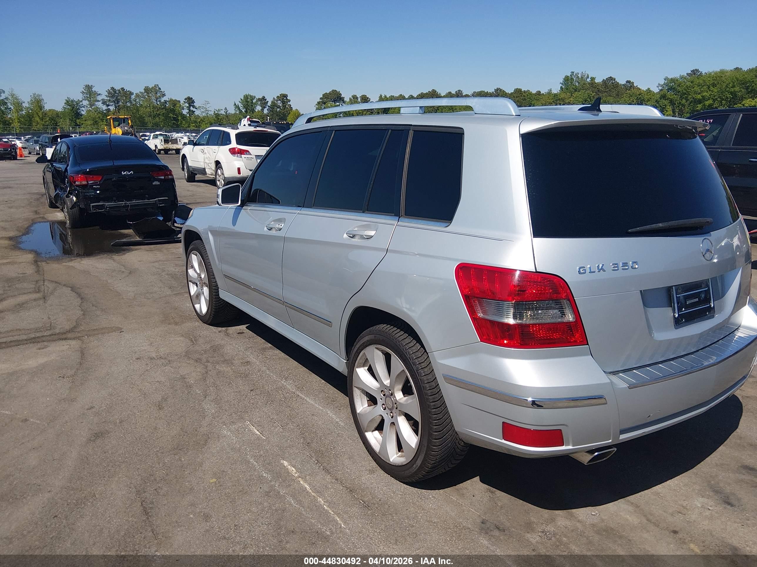 MERCEDES-BENZ GLK image 3