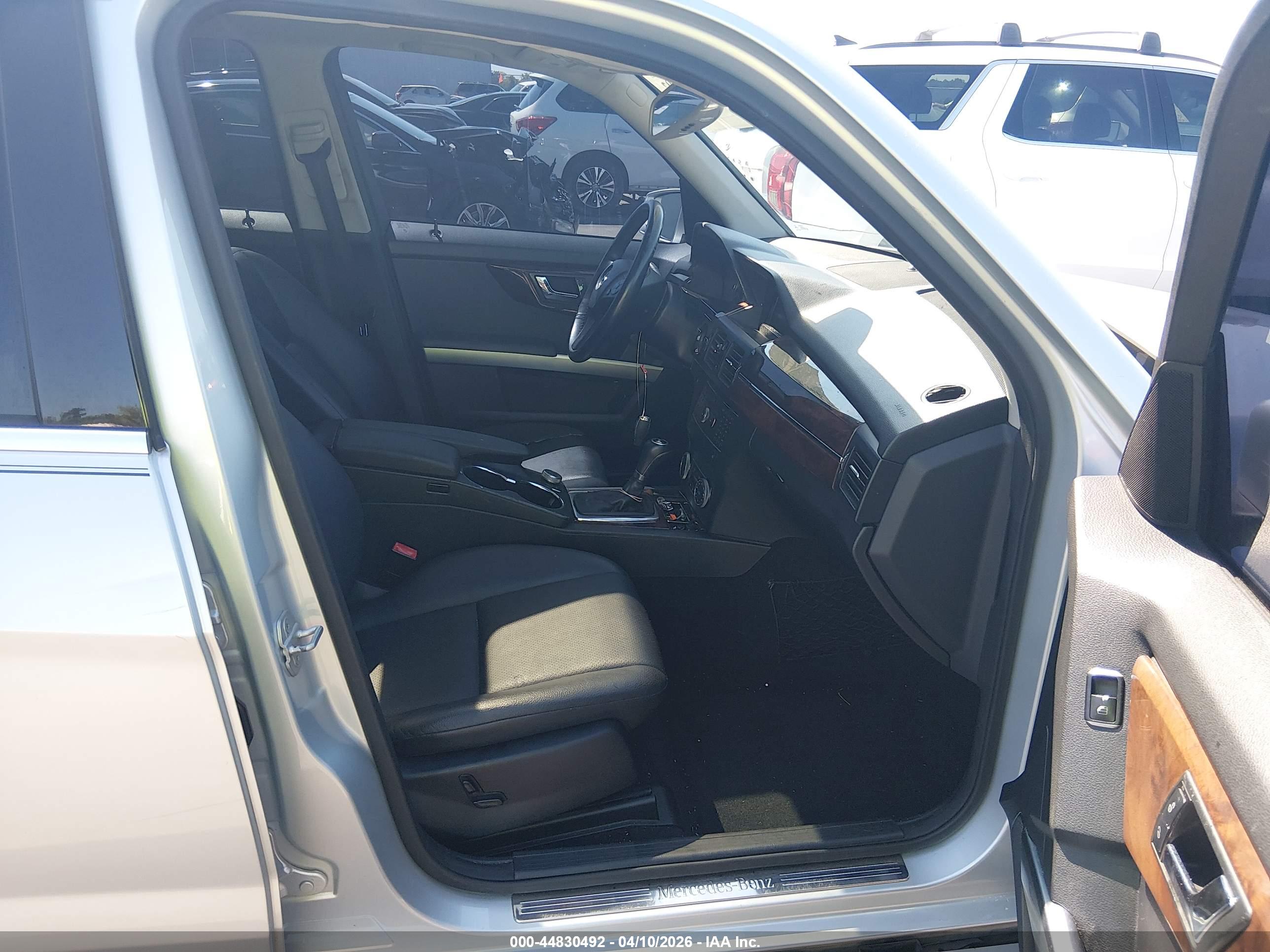 MERCEDES-BENZ GLK image 5