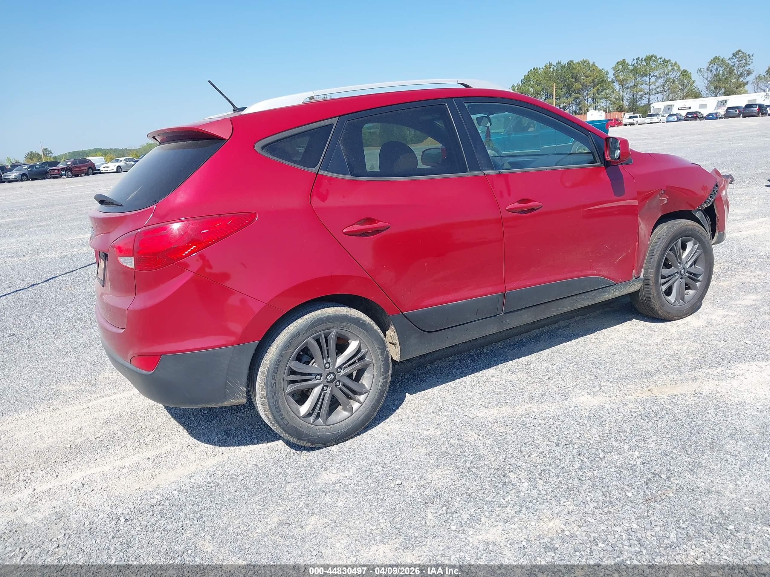 HYUNDAI TUCSON image 4