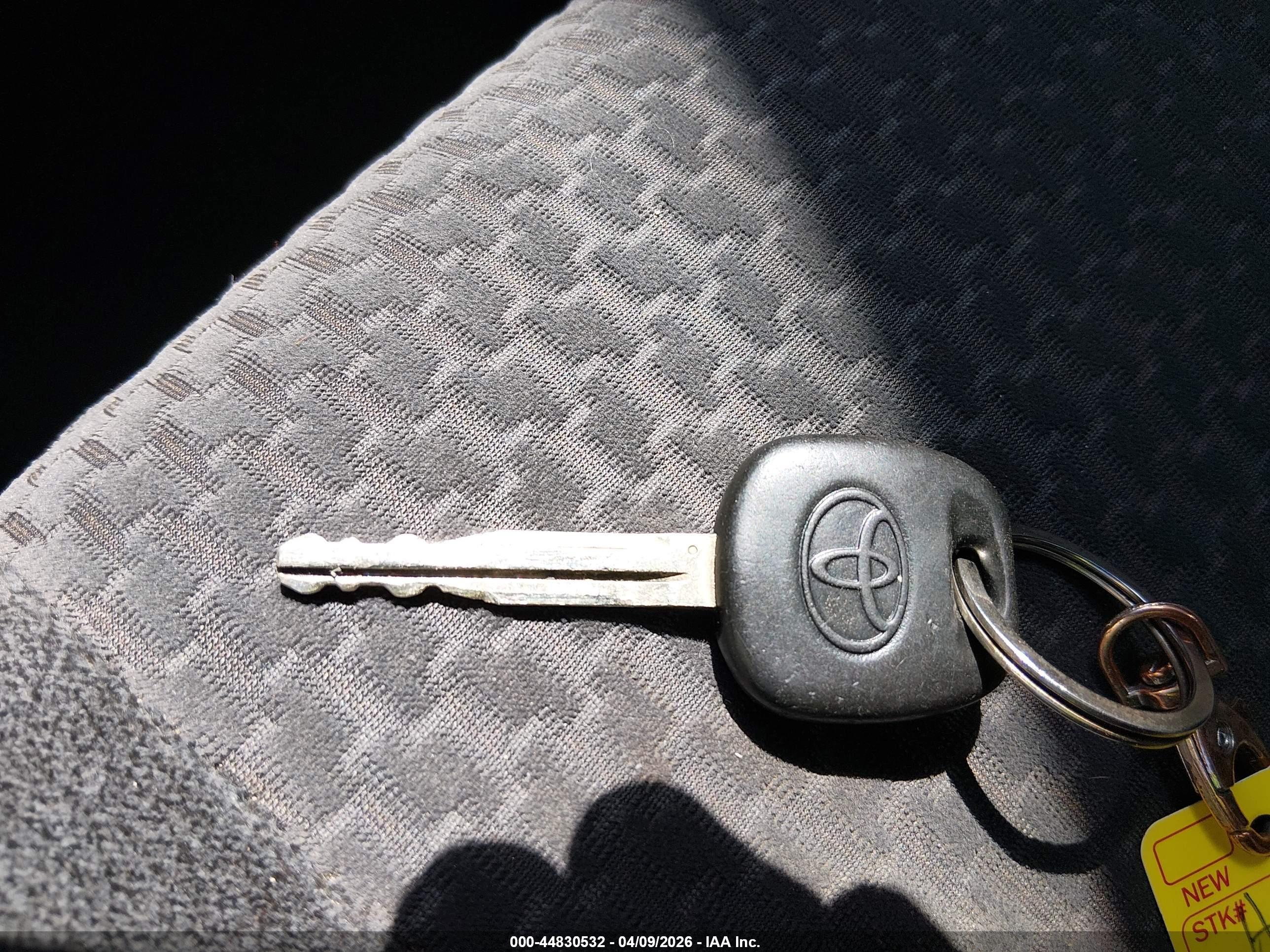 TOYOTA COROLLA image 11