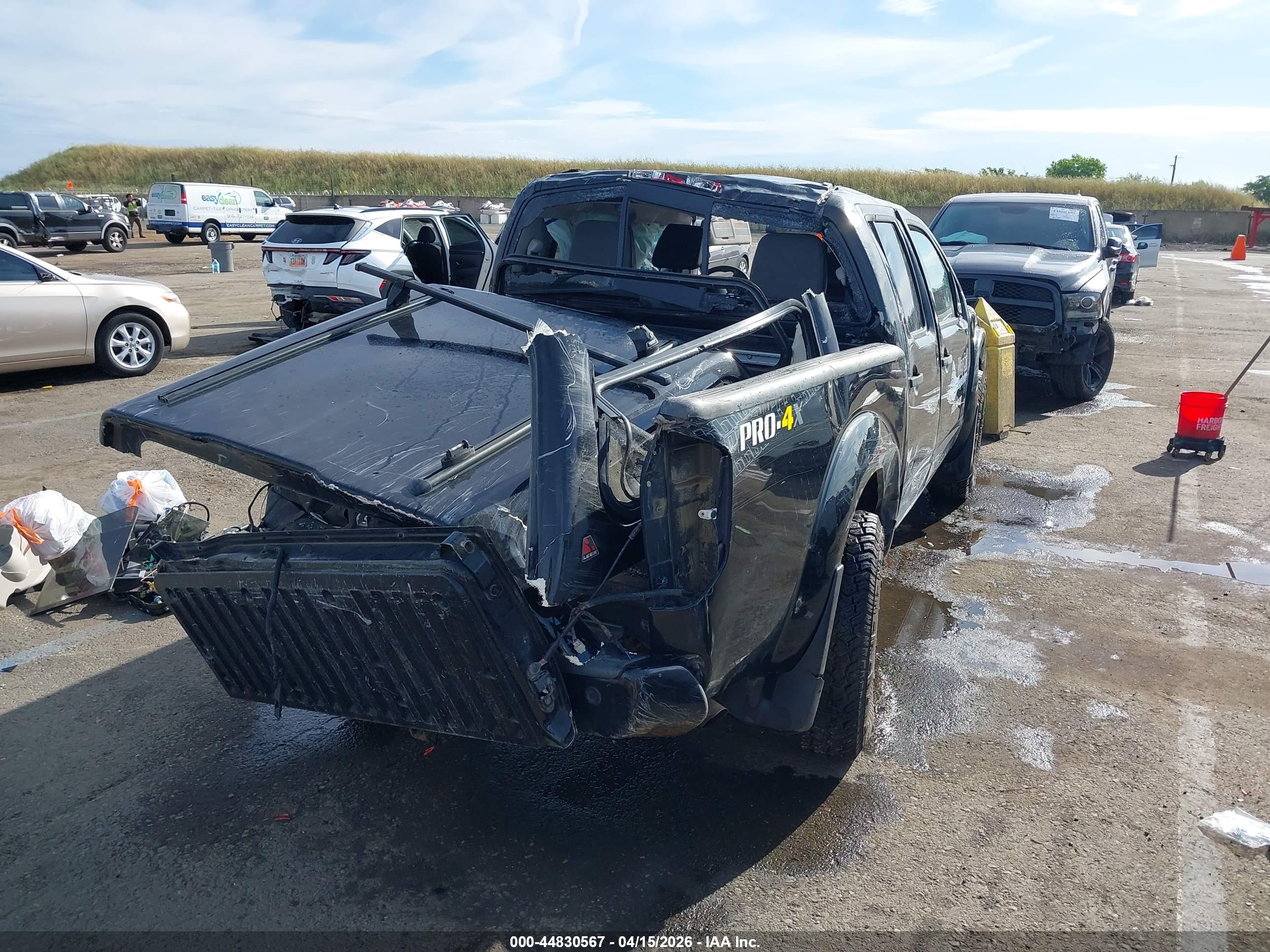 NISSAN FRONTIER image 6