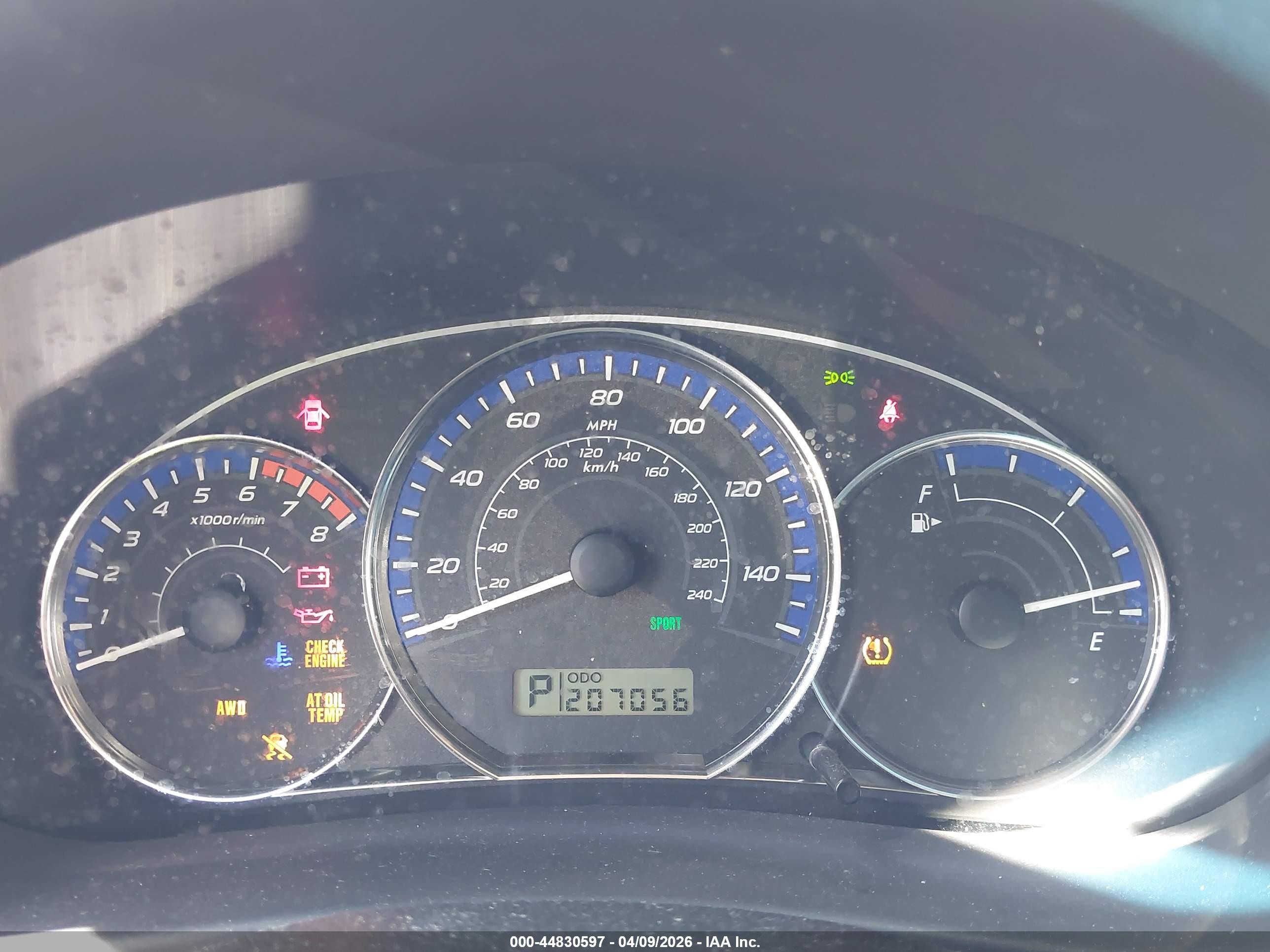 SUBARU FORESTER image 7