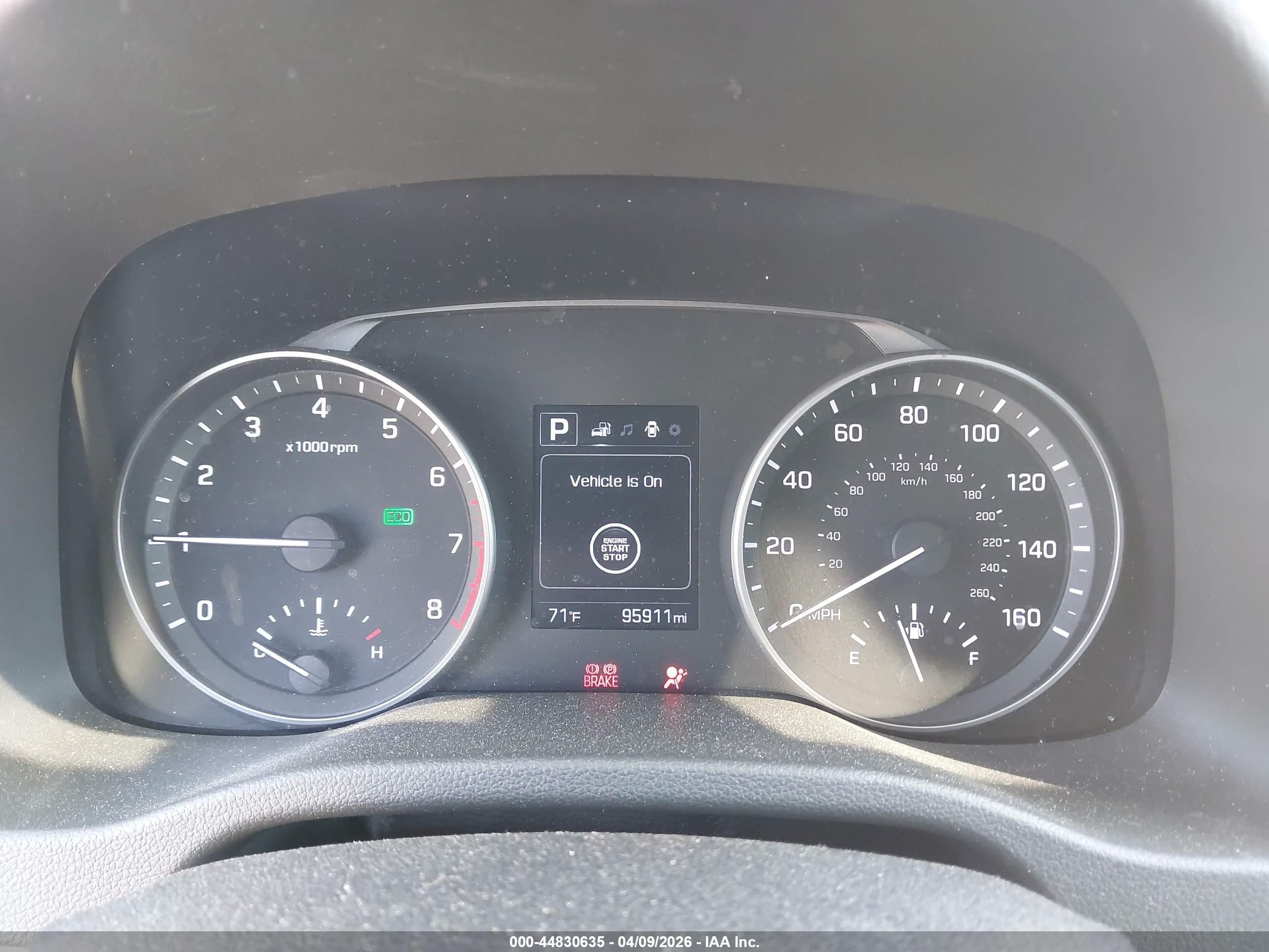 HYUNDAI ELANTRA image 7