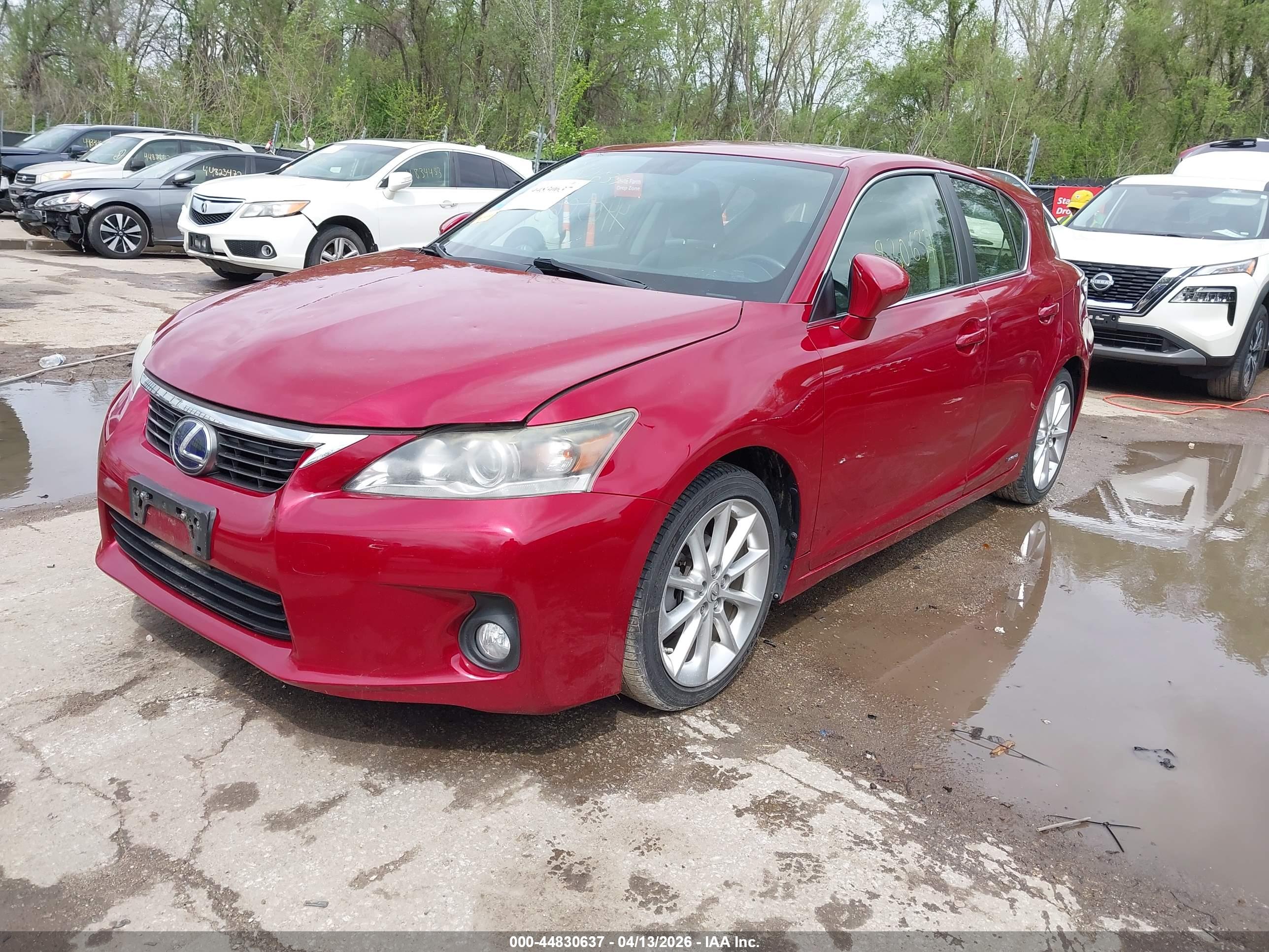 LEXUS CT image 2