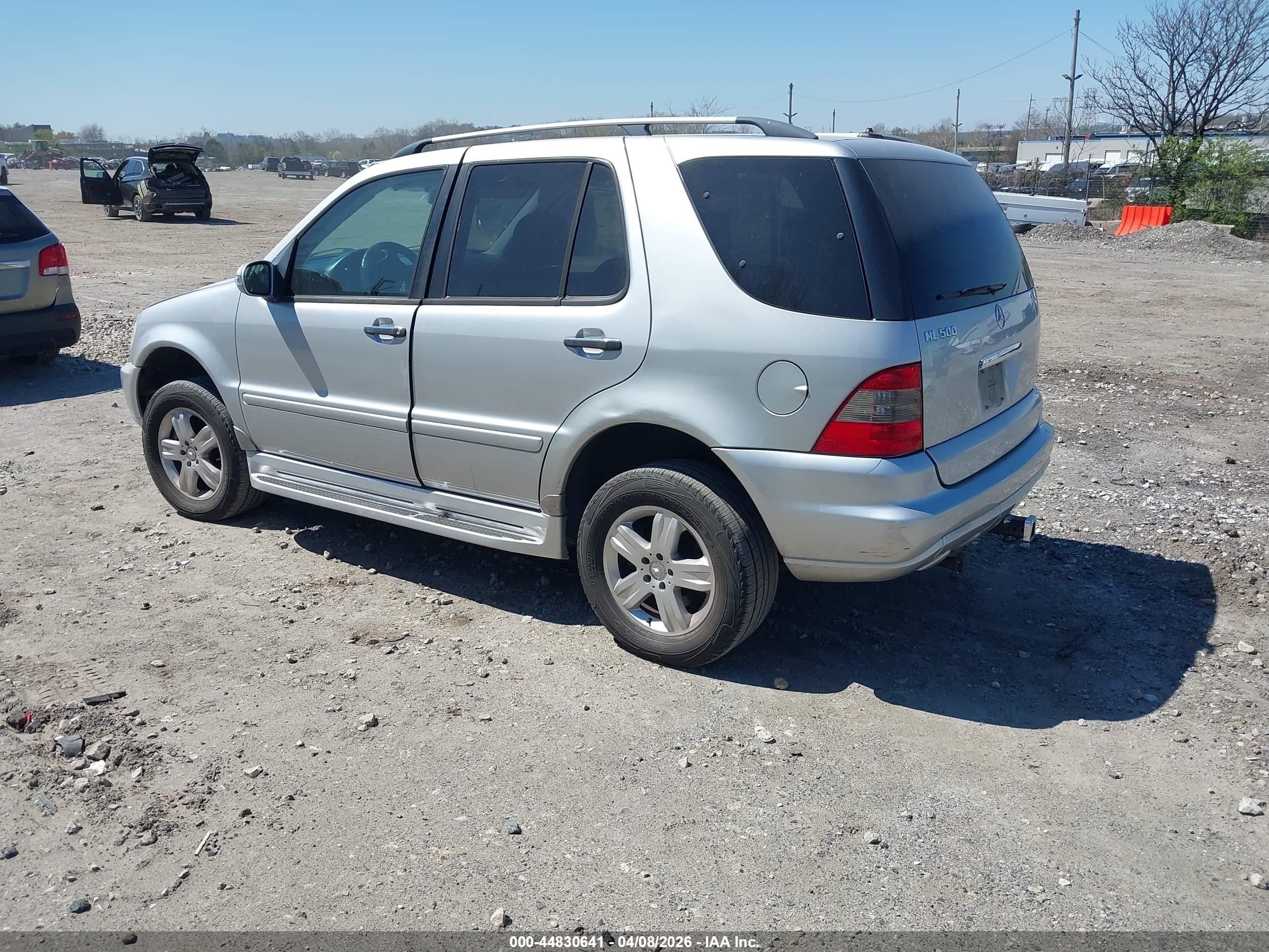 MERCEDES-BENZ ML image 3