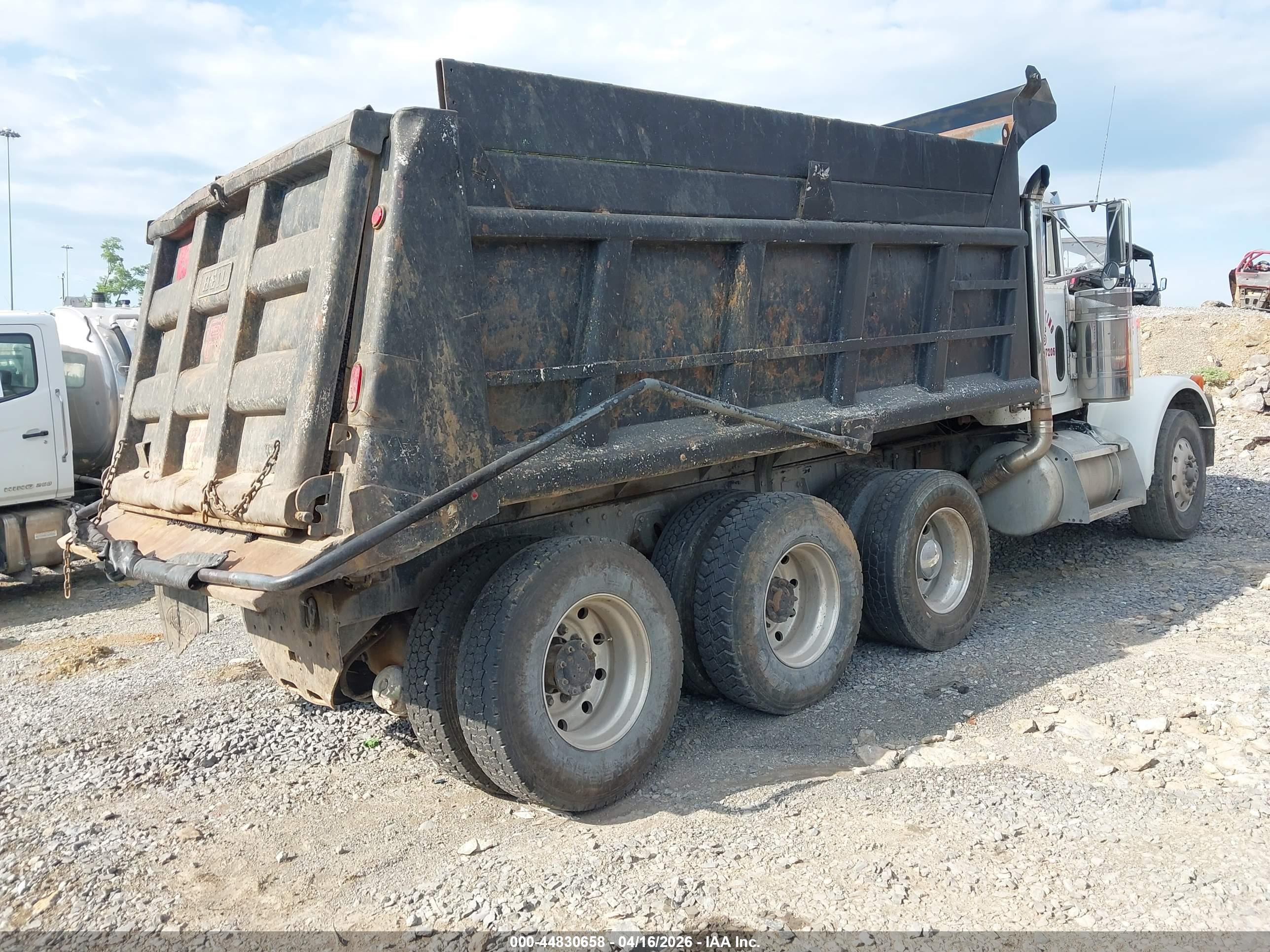 PETERBILT 378 image 4