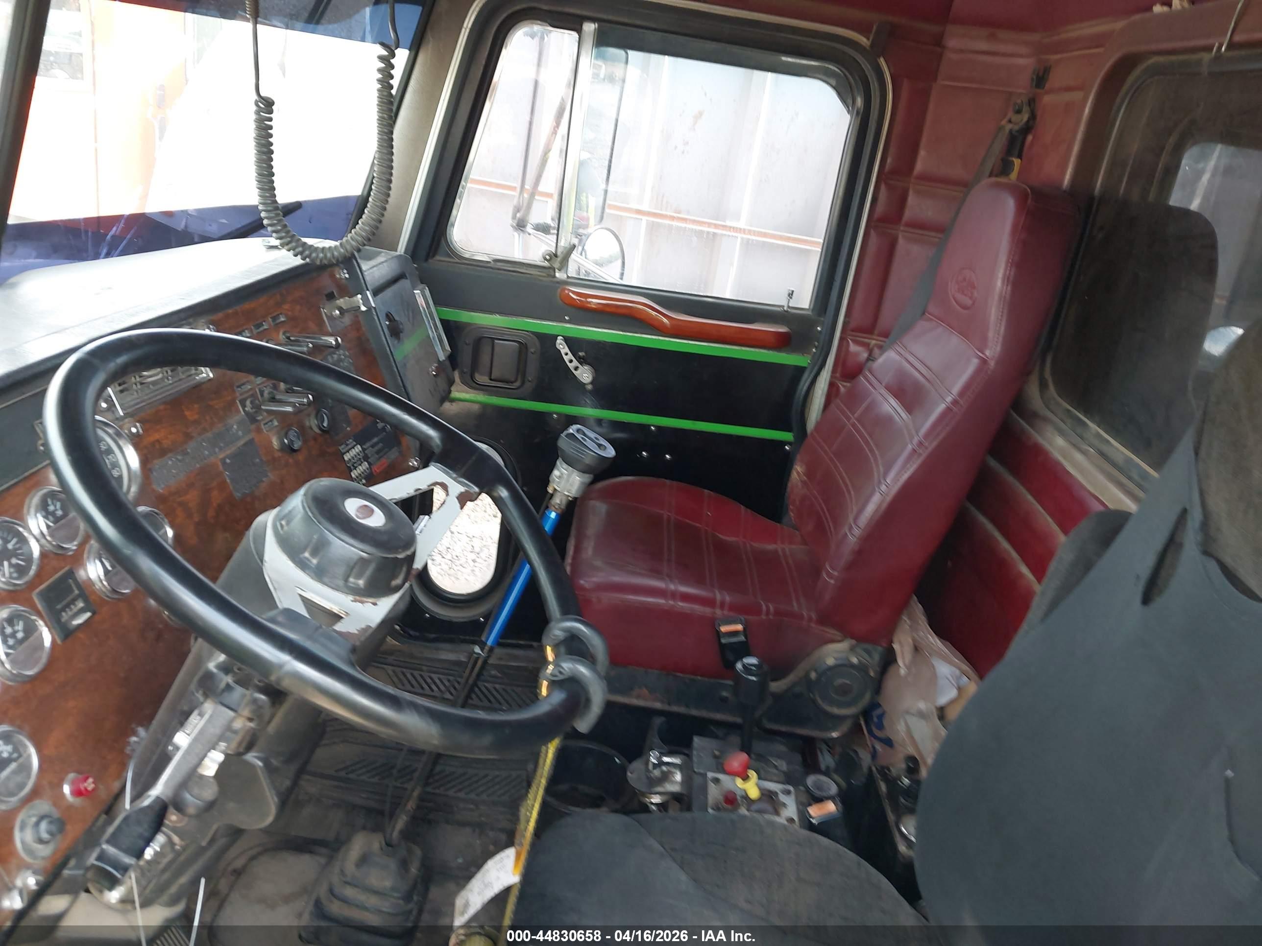PETERBILT 378 image 8