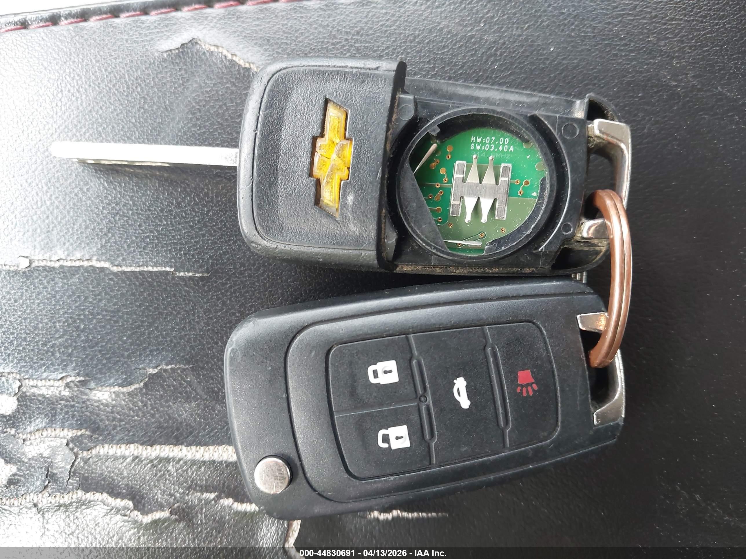 CHEVROLET EQUINOX image 11