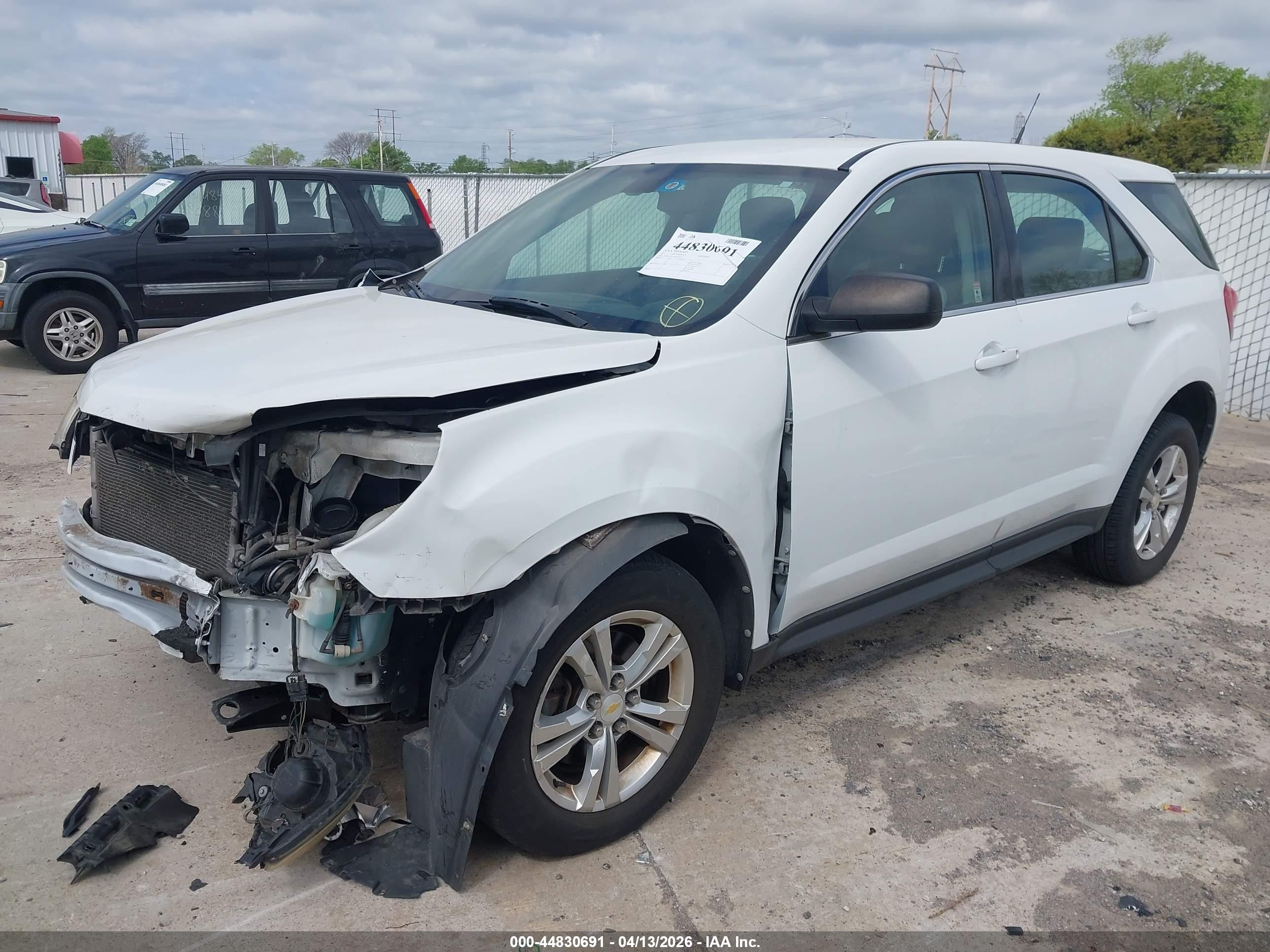 CHEVROLET EQUINOX image 2