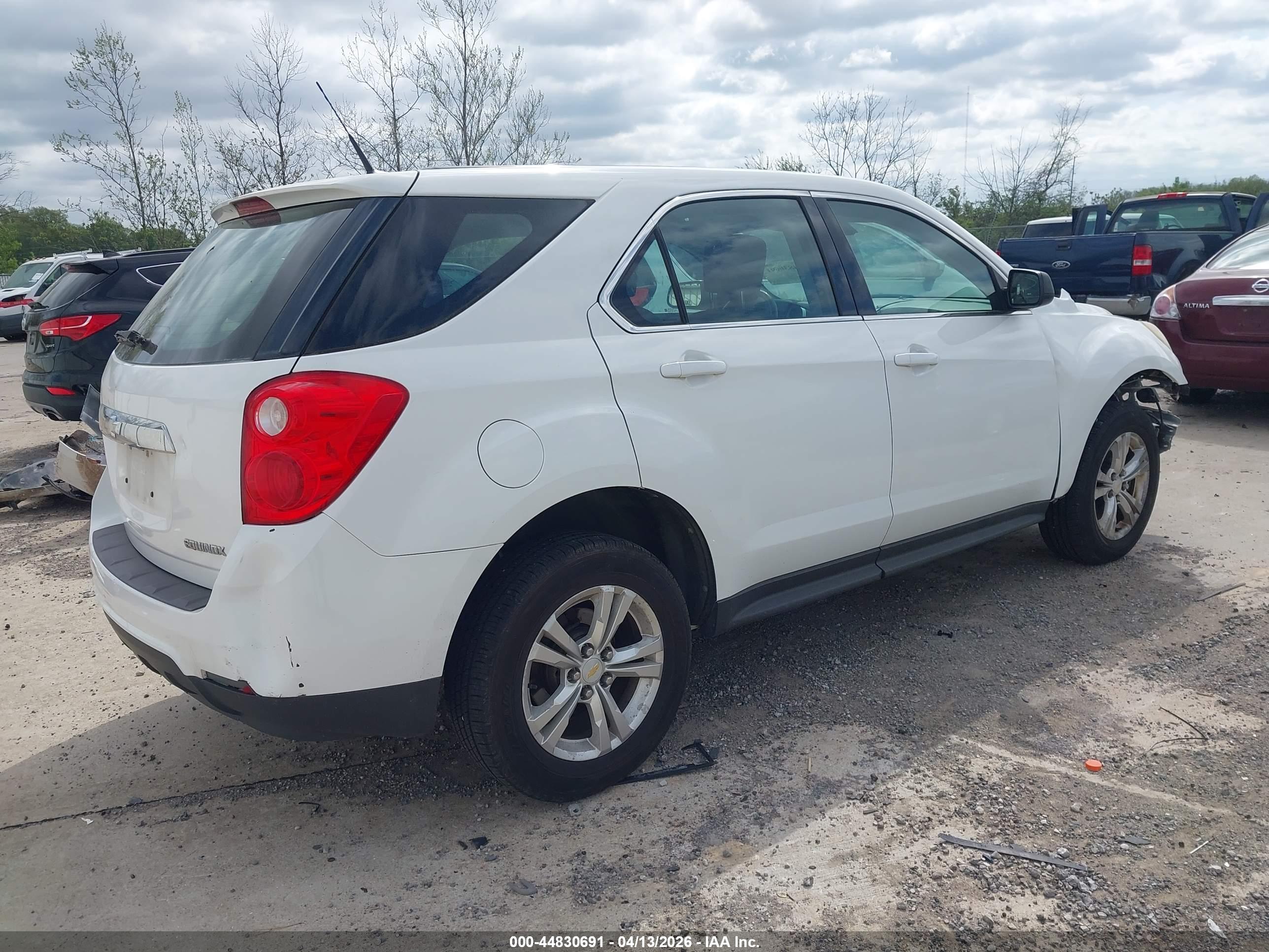 CHEVROLET EQUINOX image 4