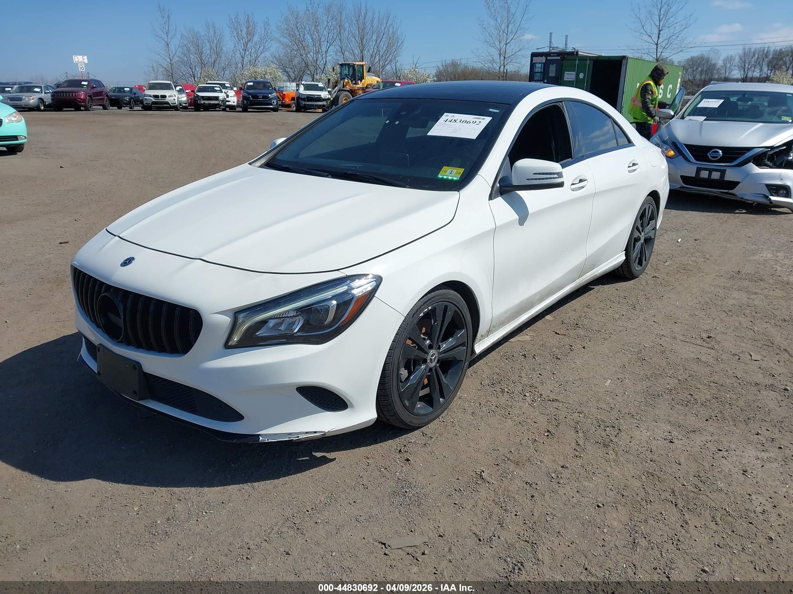 MERCEDES-BENZ CLA image 2