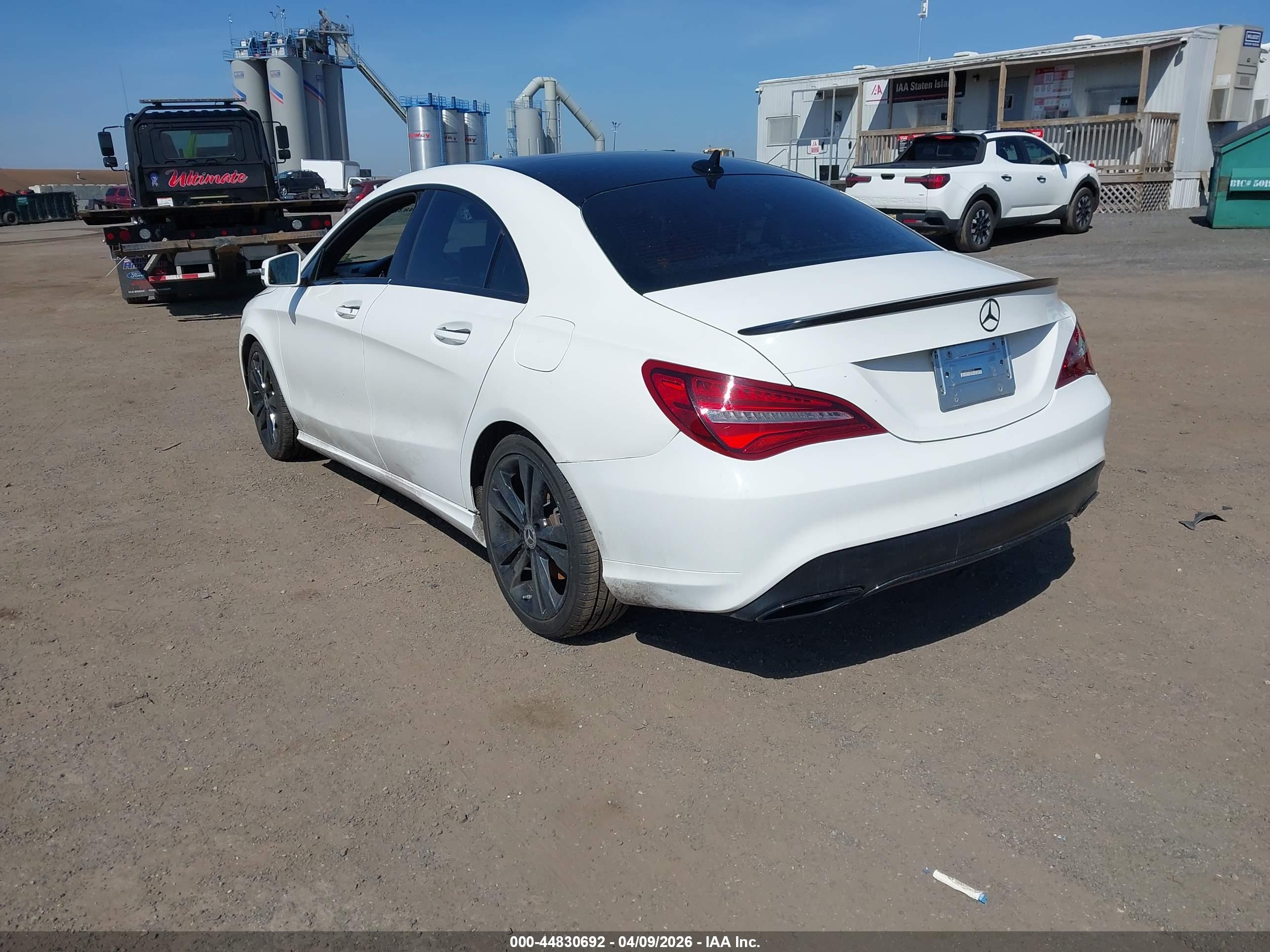 MERCEDES-BENZ CLA image 3