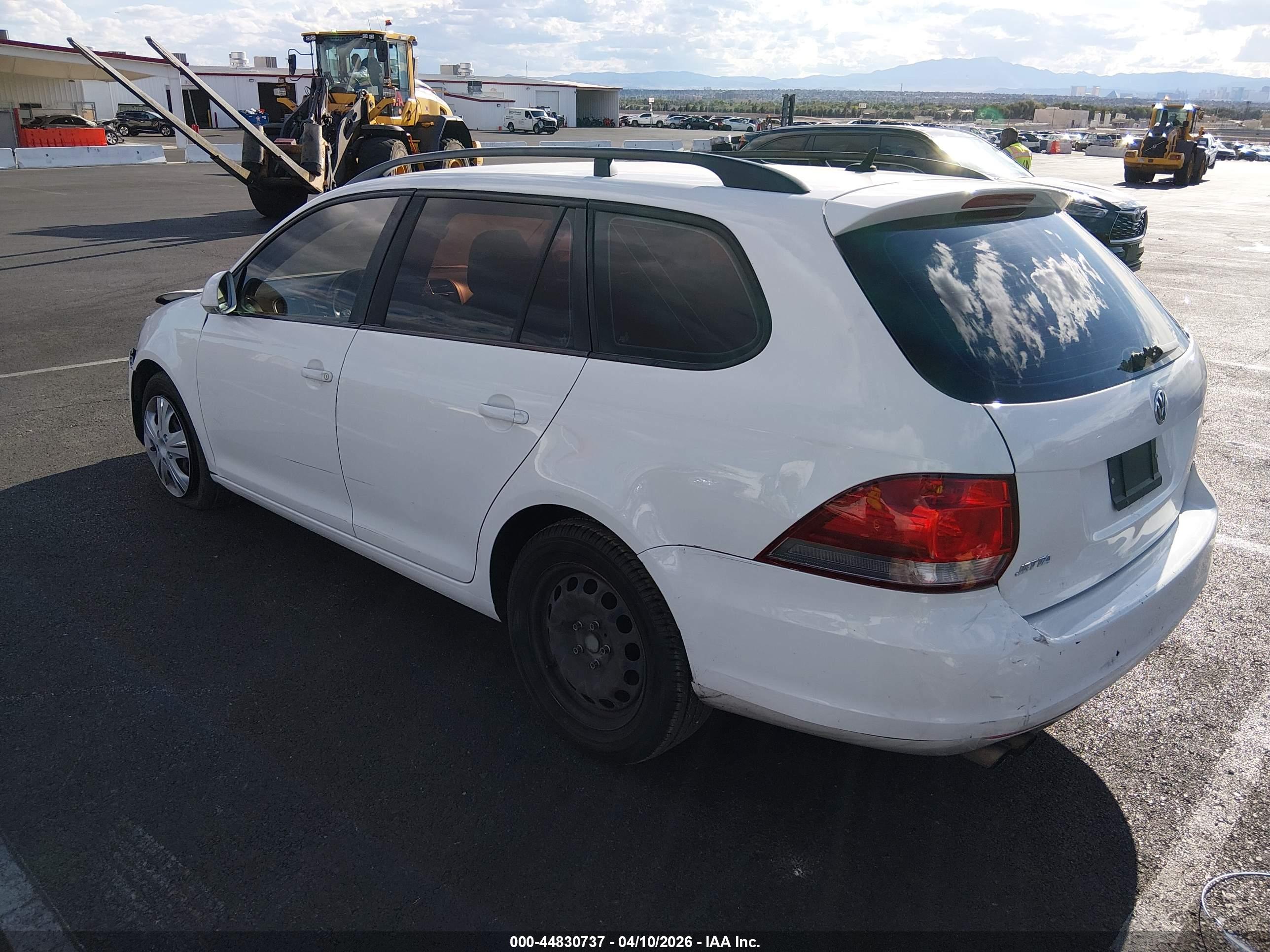 VOLKSWAGEN JETTA image 3