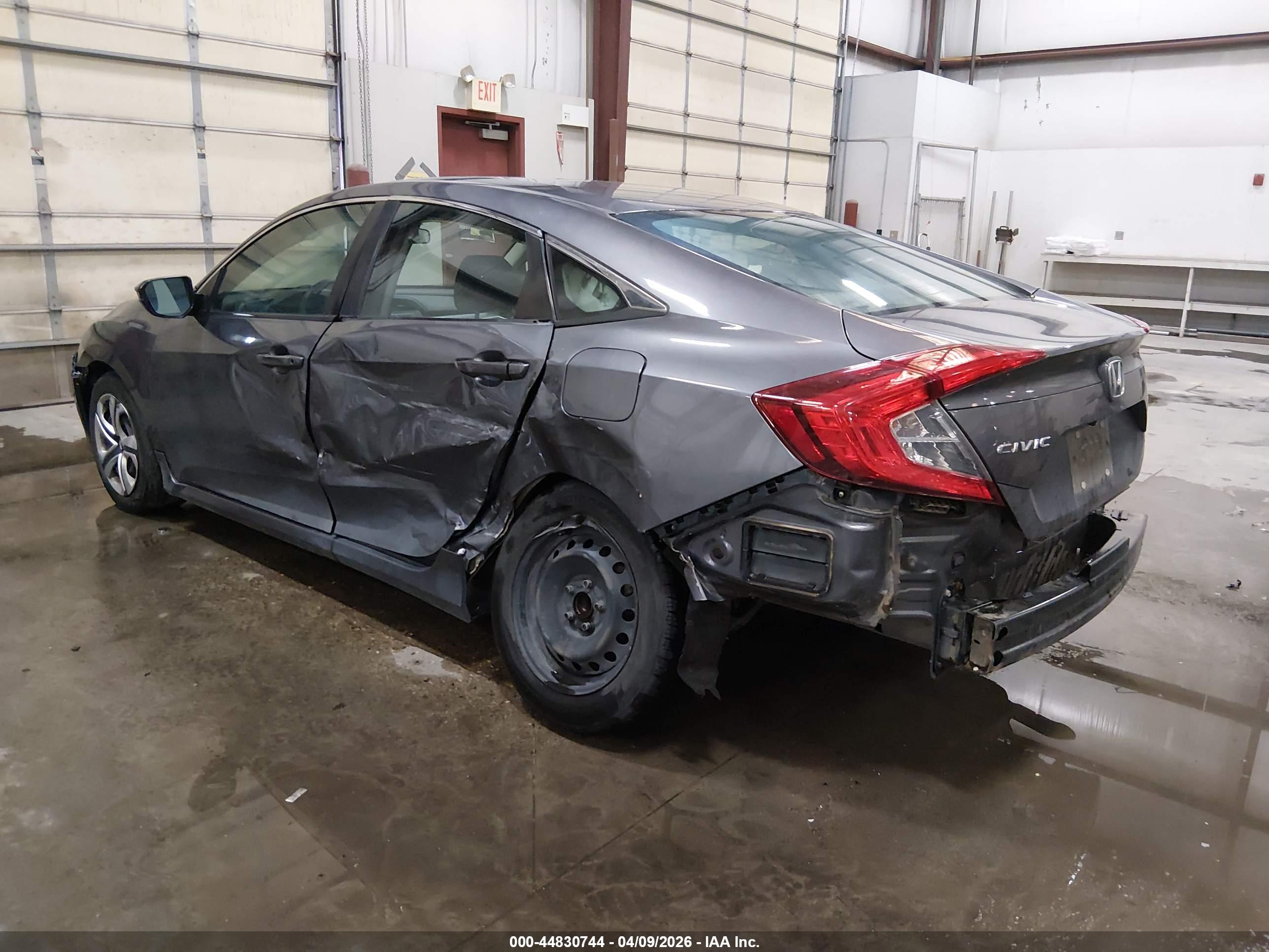 HONDA CIVIC image 3