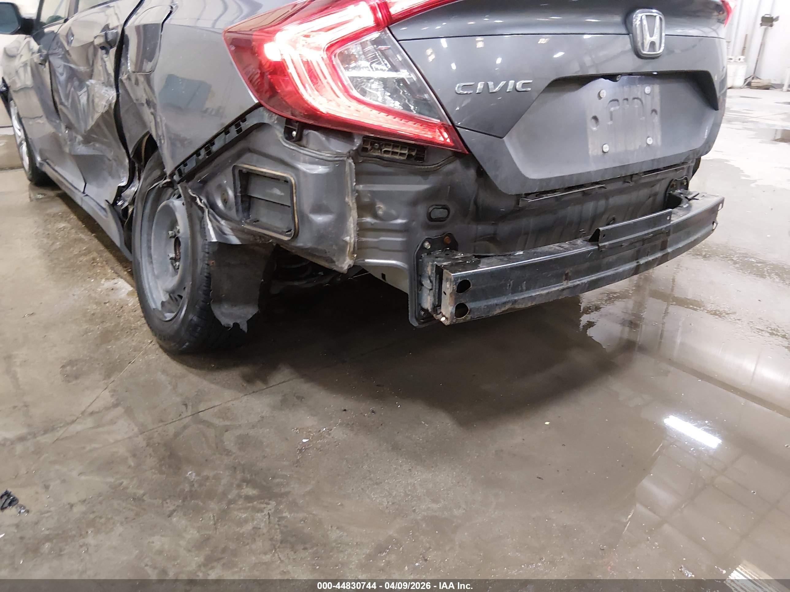 HONDA CIVIC image 6
