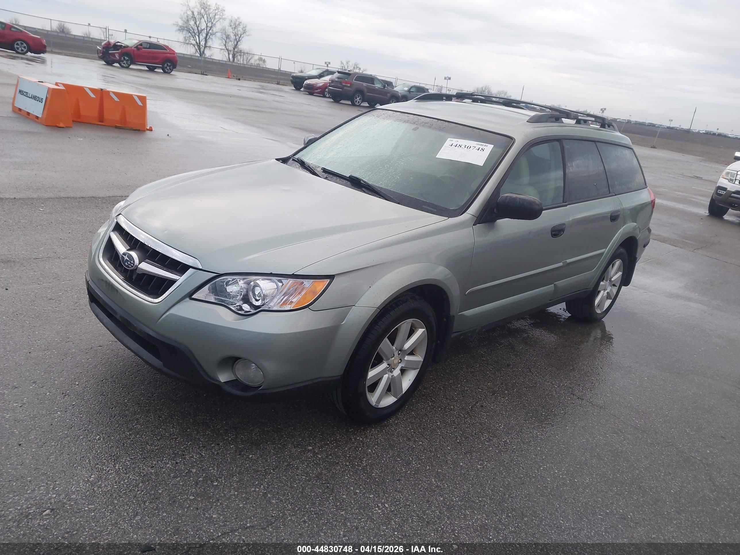 SUBARU OUTBACK image 2
