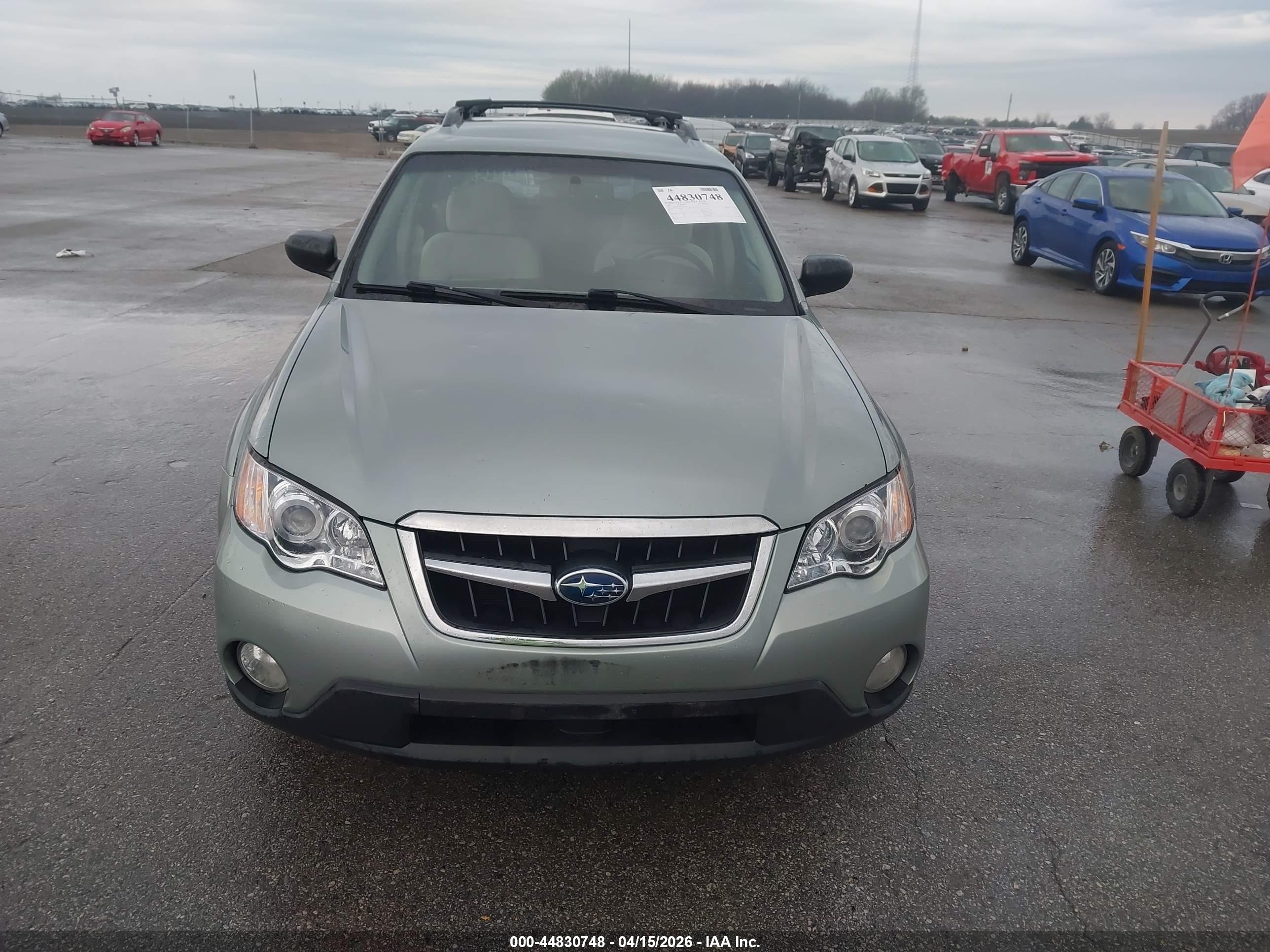 SUBARU OUTBACK image 6