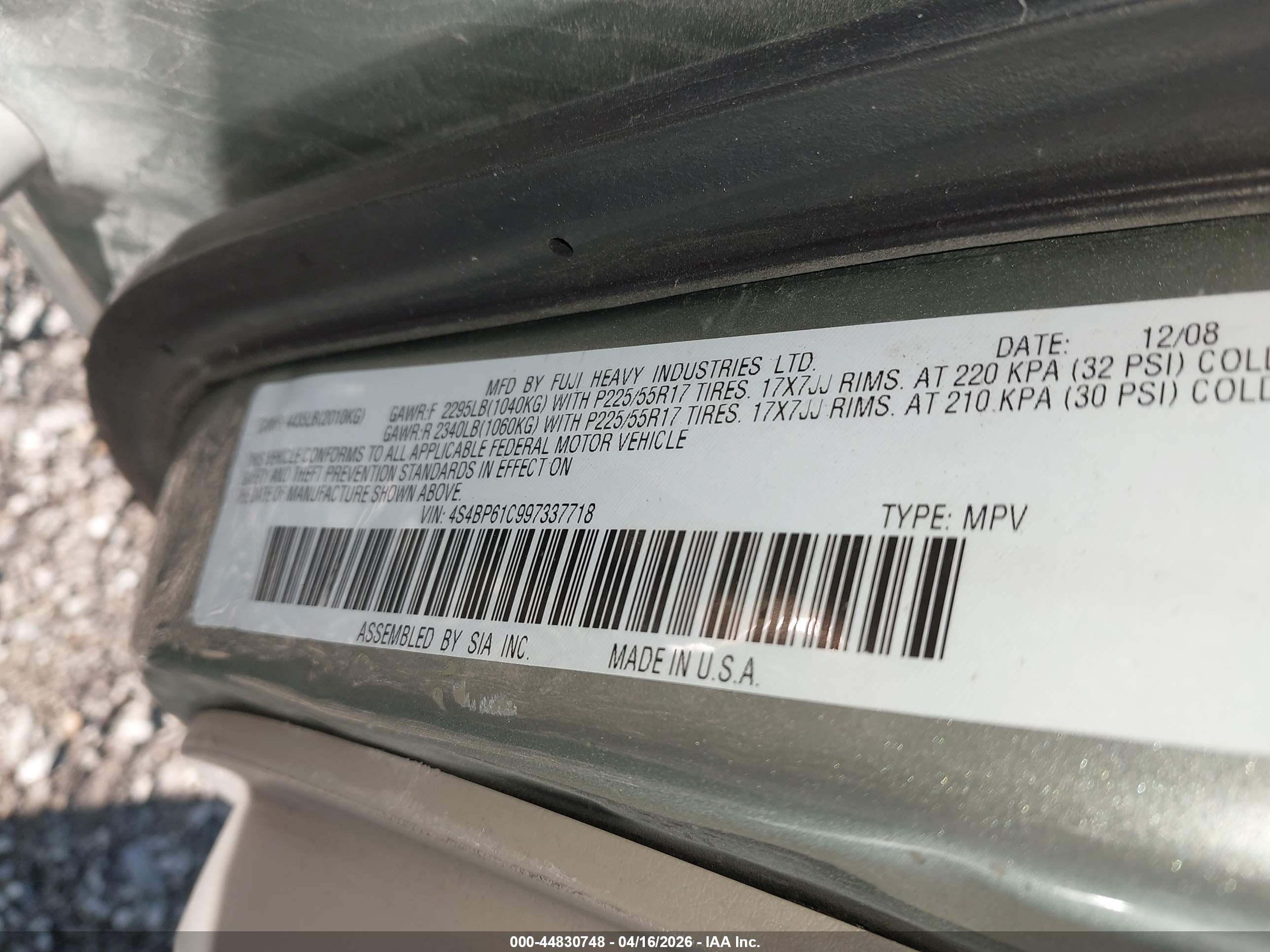 SUBARU OUTBACK image 9