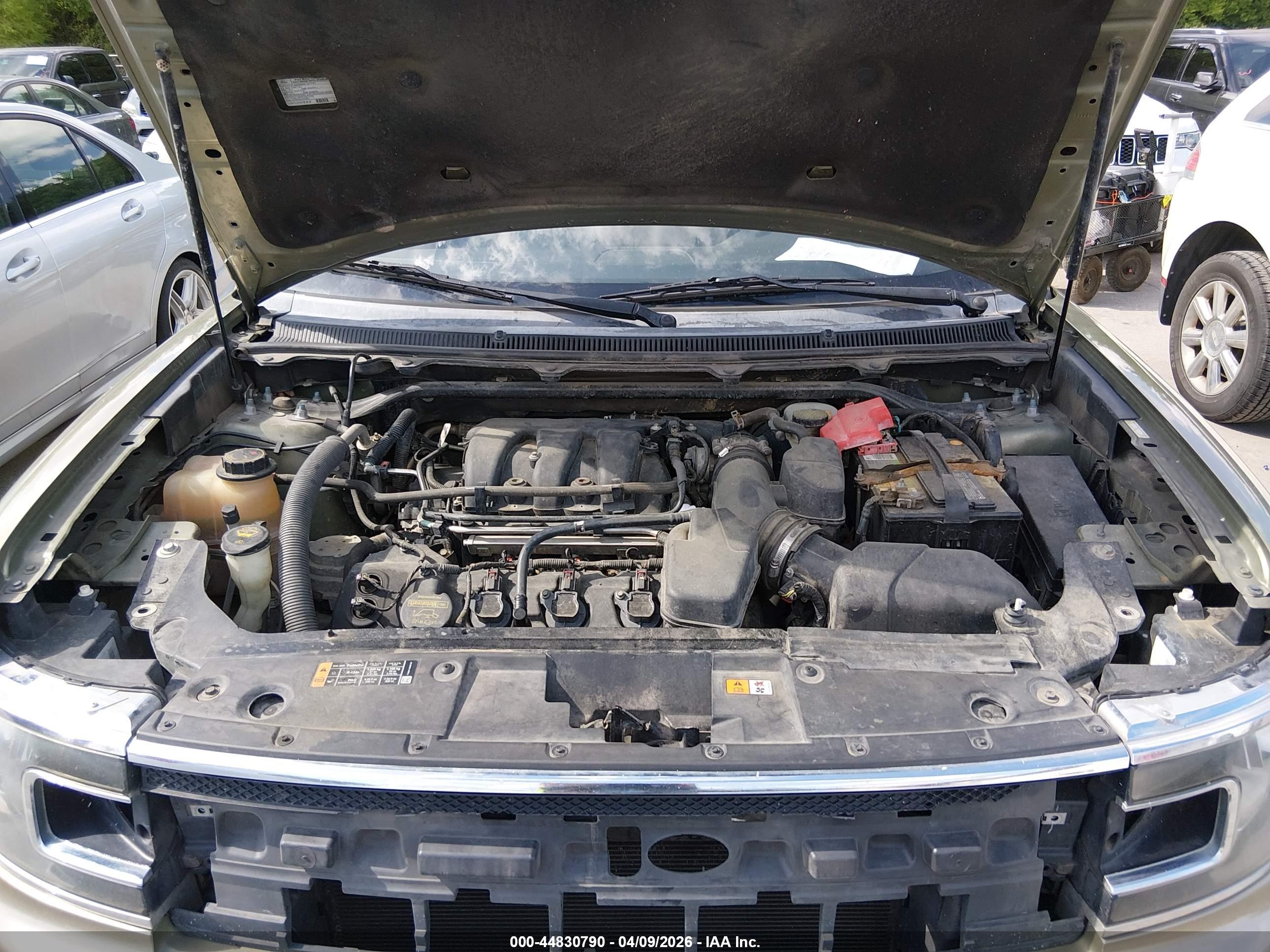FORD FLEX image 10