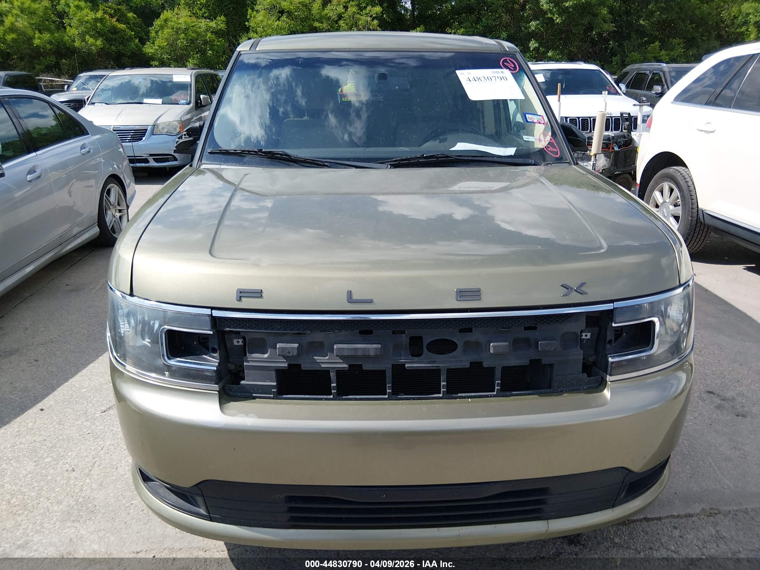 FORD FLEX image 6