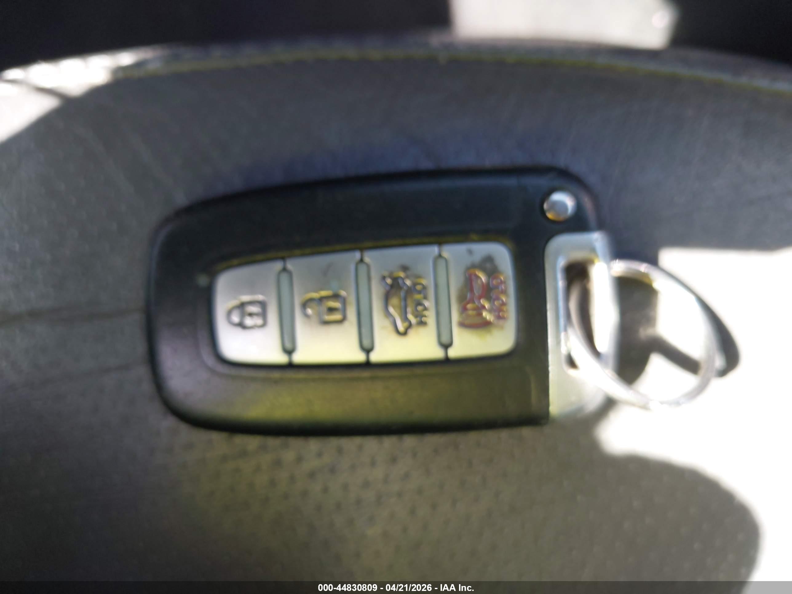 HYUNDAI SONATA image 11