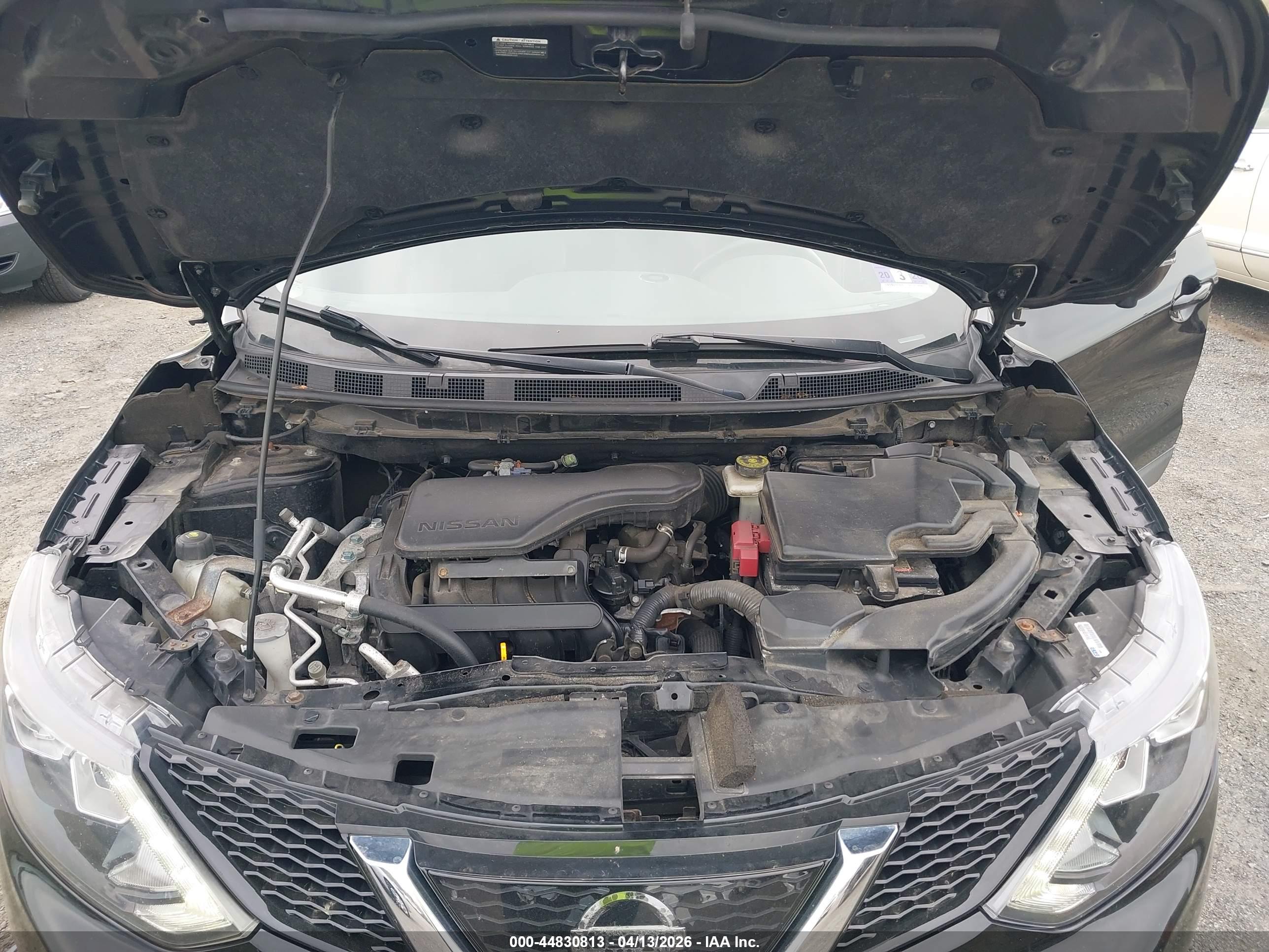 NISSAN ROGUE image 10