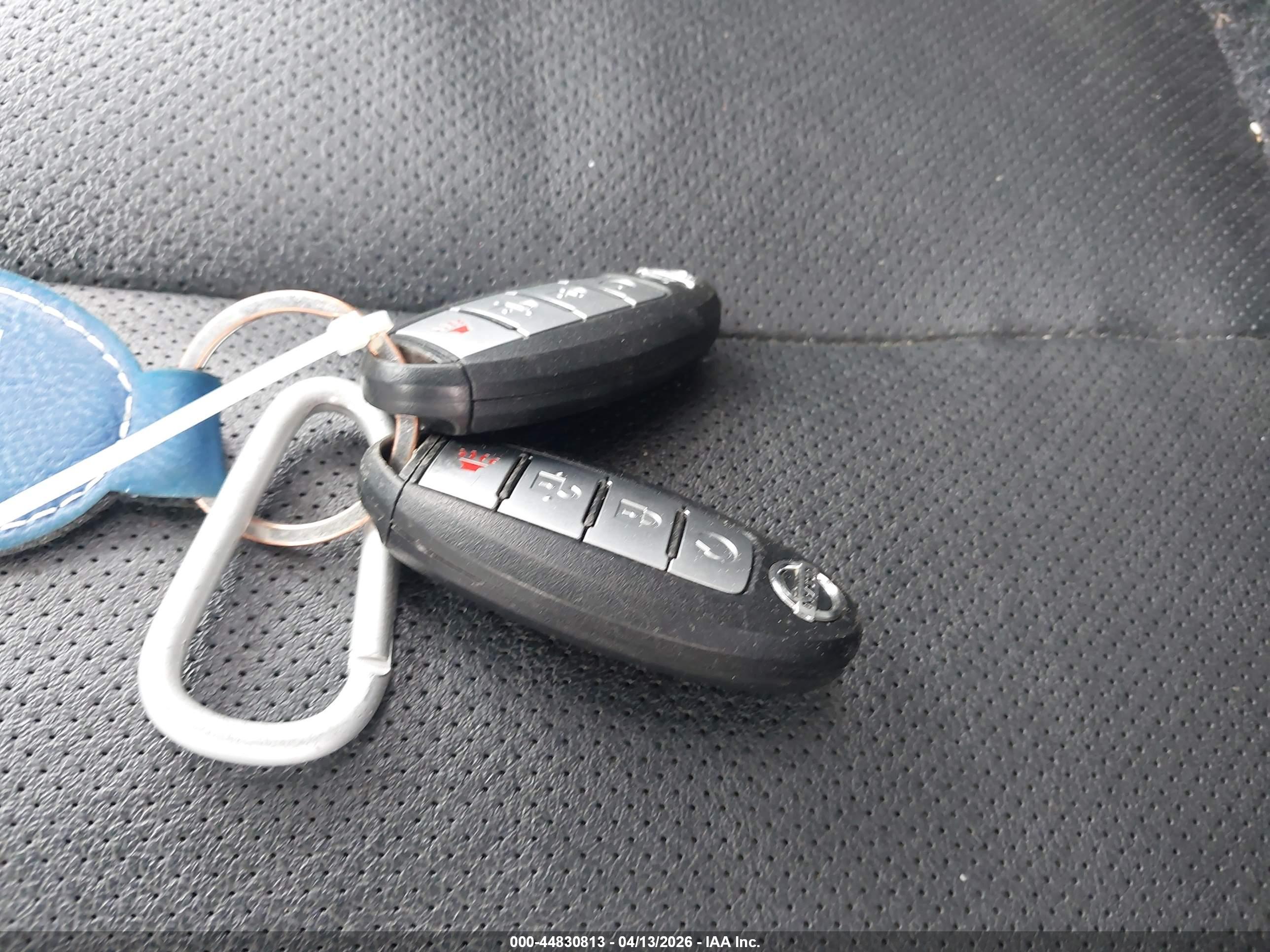 NISSAN ROGUE image 11
