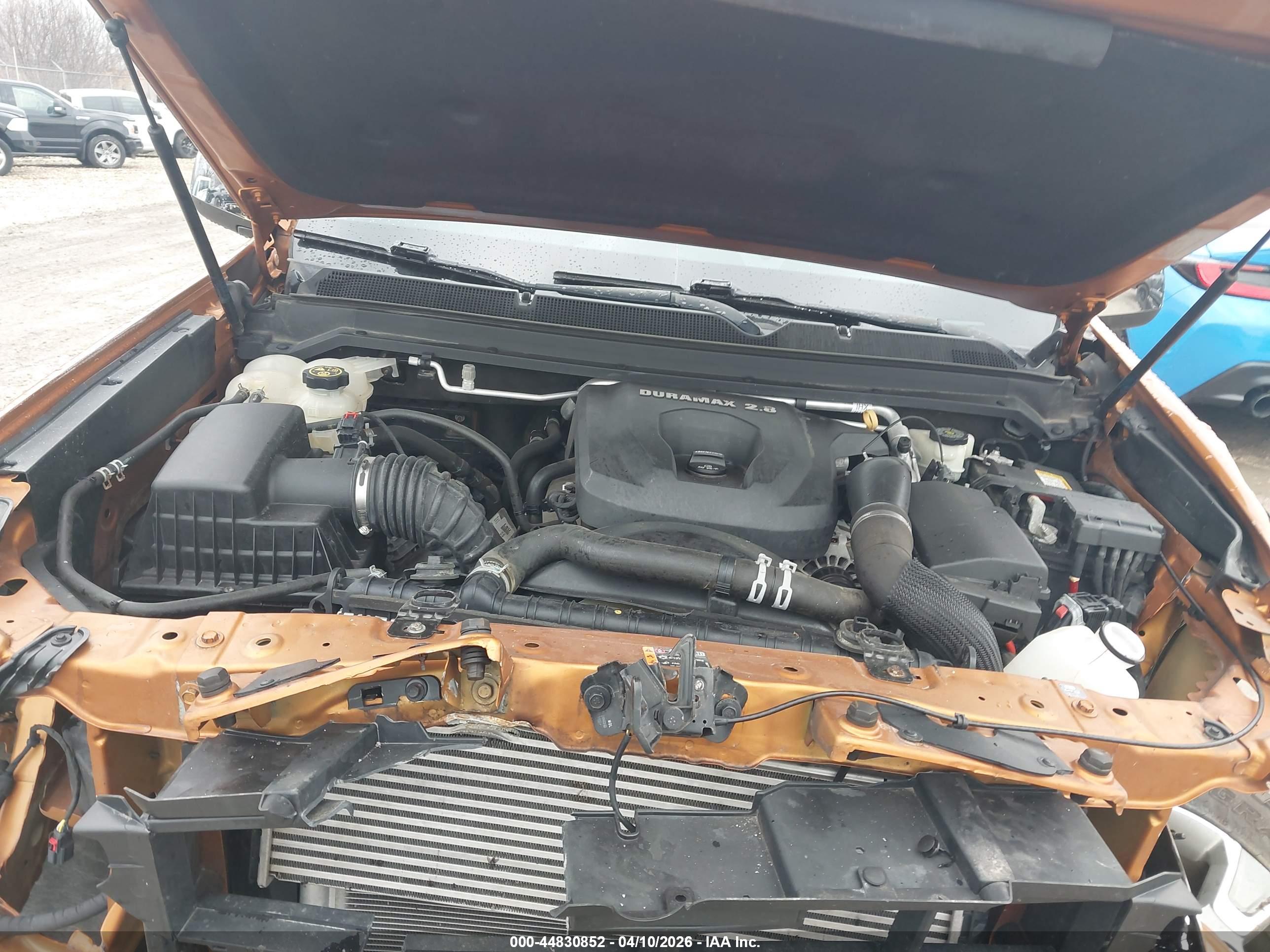 CHEVROLET COLORADO image 10