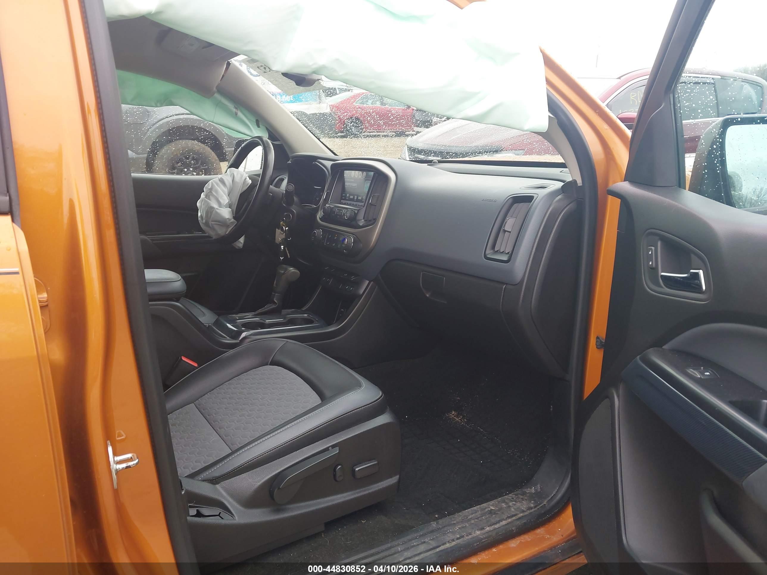 CHEVROLET COLORADO image 5