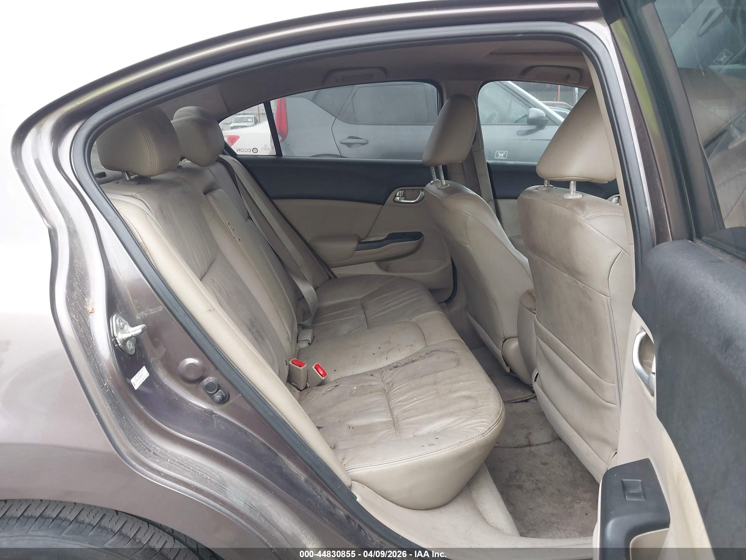 HONDA CIVIC image 8