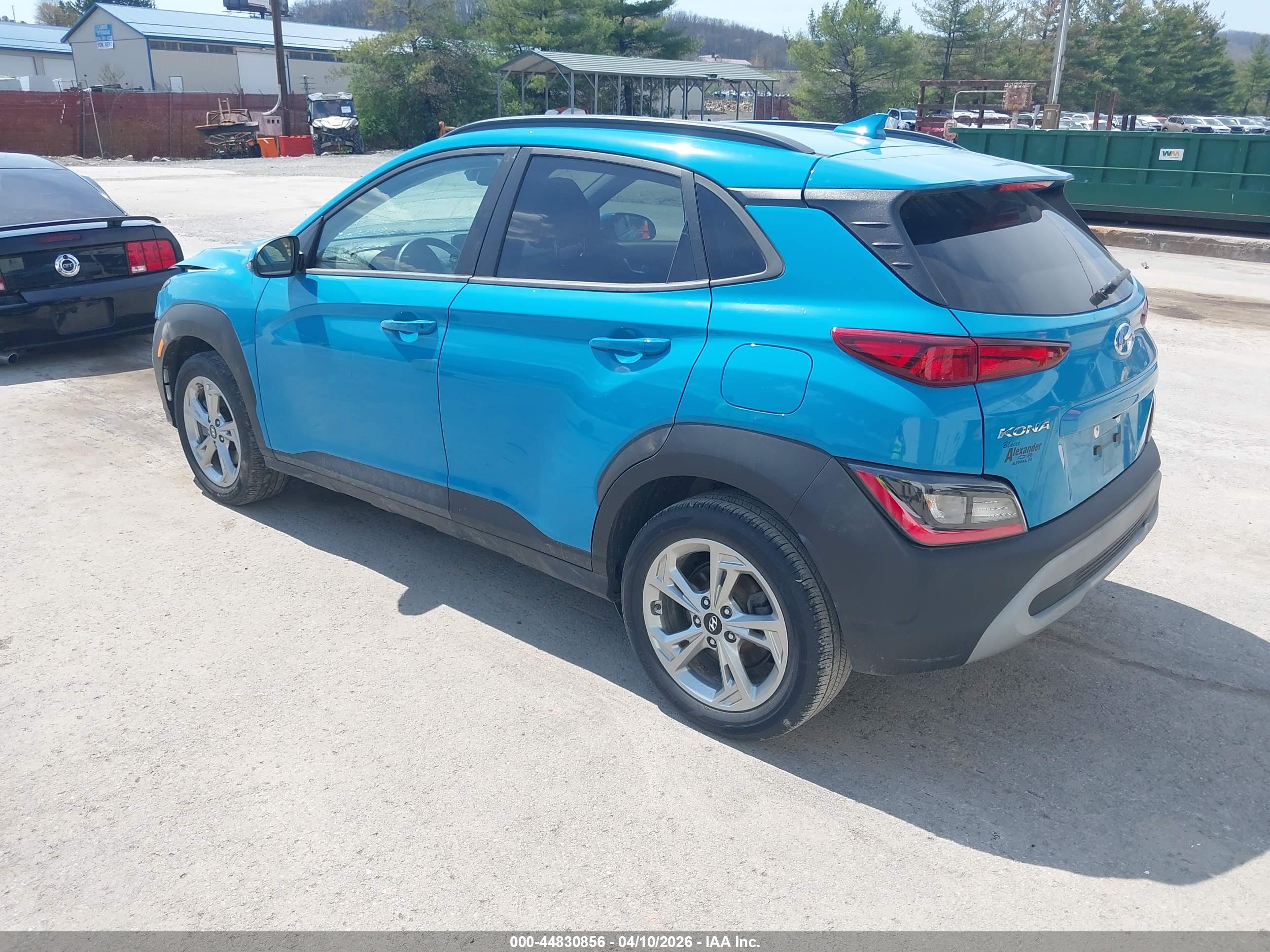 HYUNDAI KONA image 3