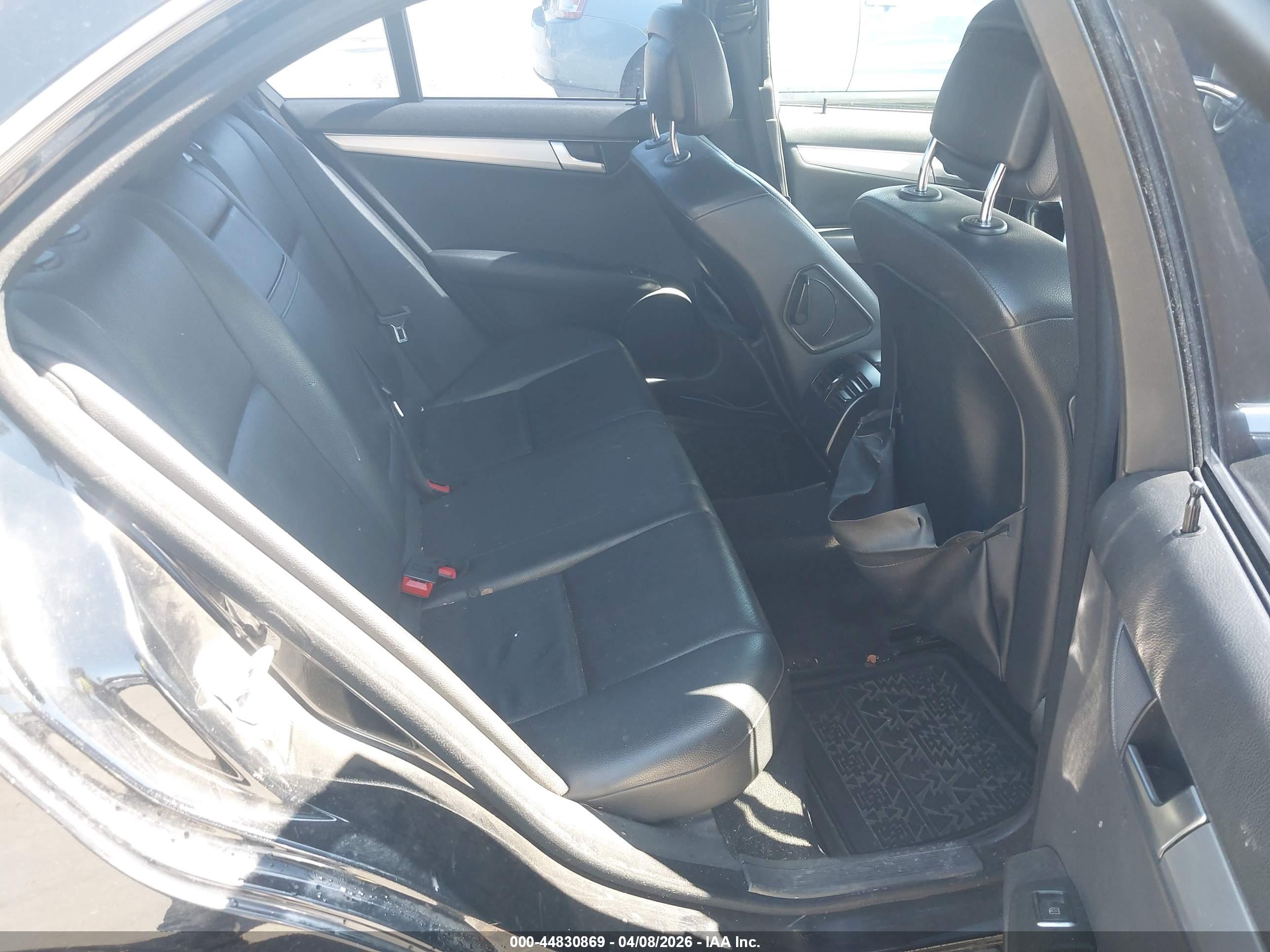 MERCEDES-BENZ C image 8