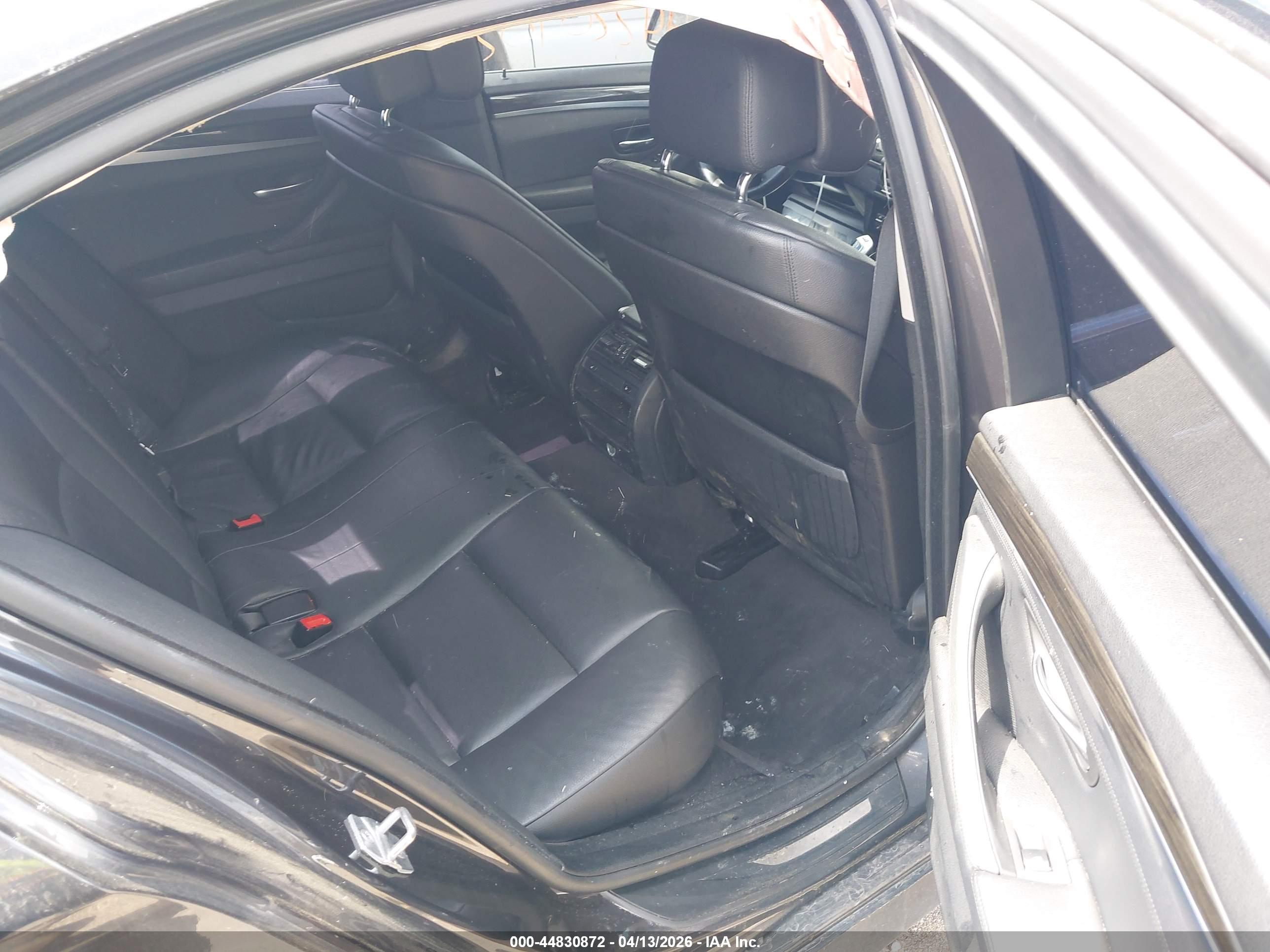 BMW 535I image 8