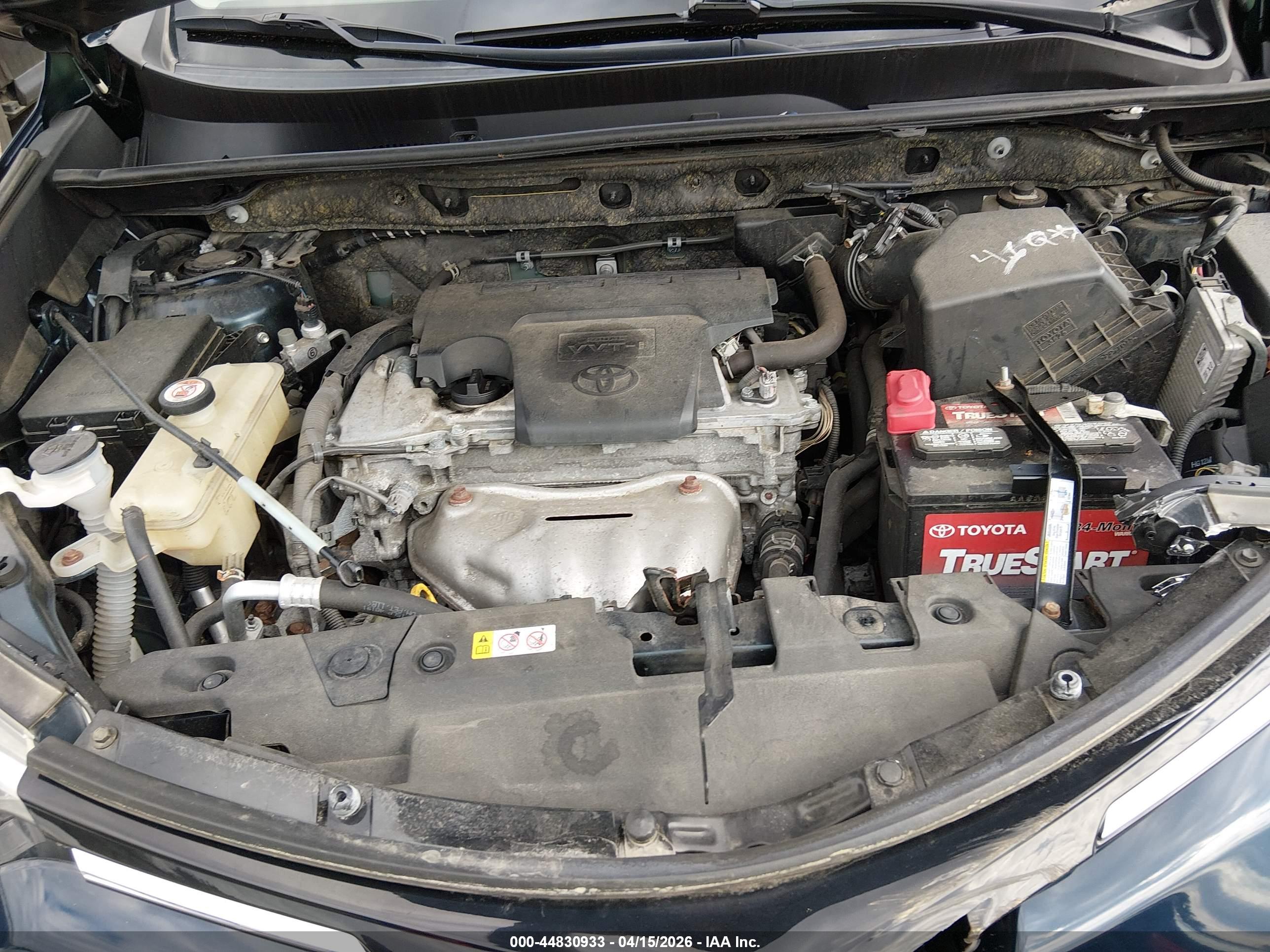 TOYOTA RAV4 image 10