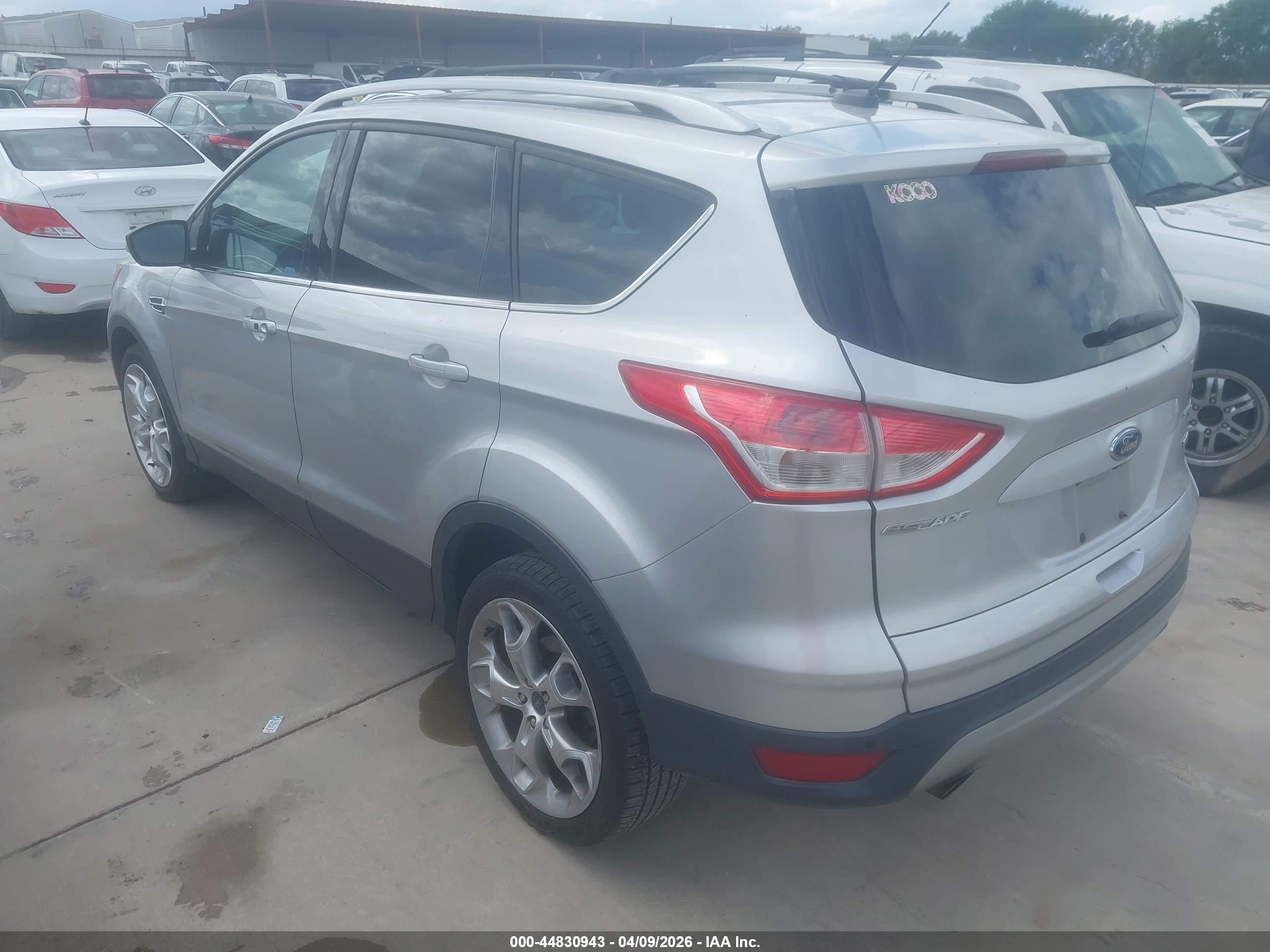 FORD ESCAPE image 3