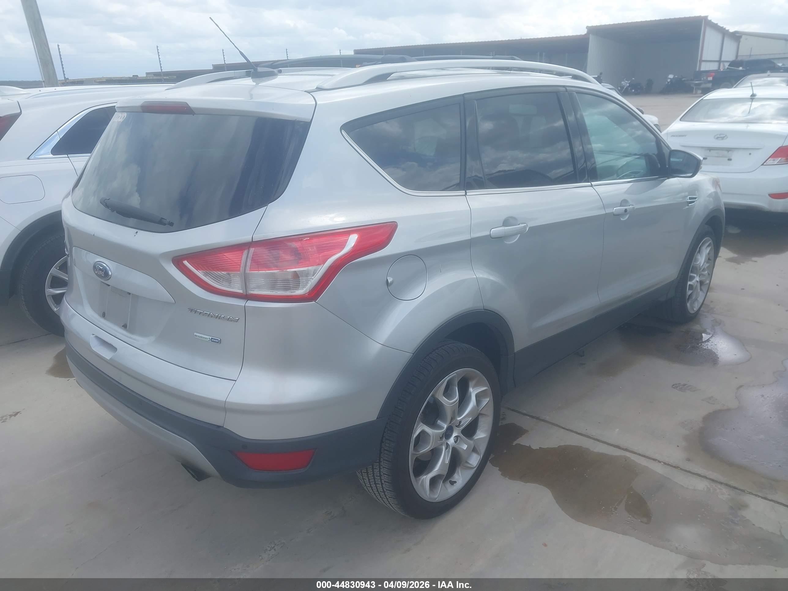 FORD ESCAPE image 4