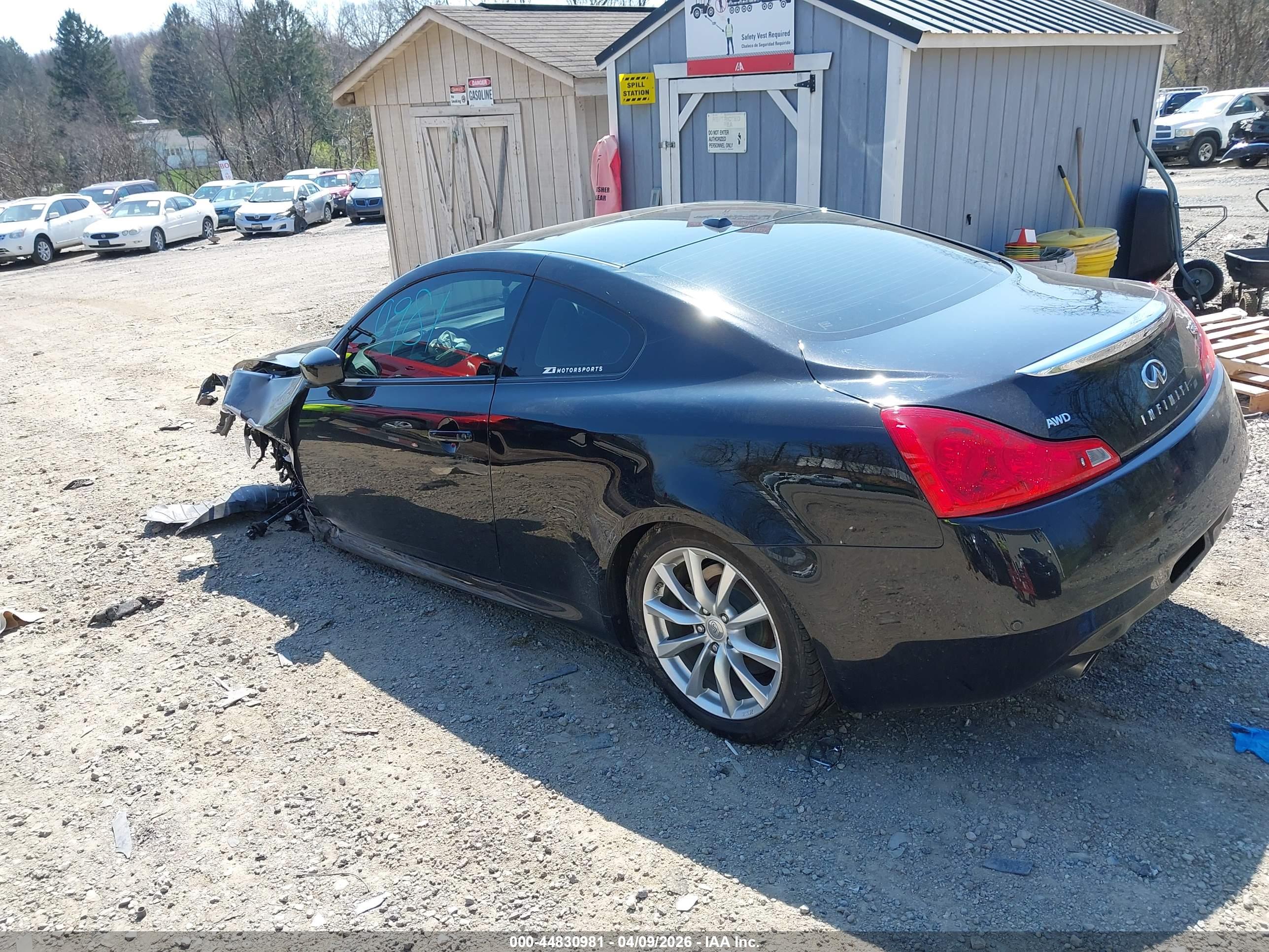 INFINITI Q60 image 3