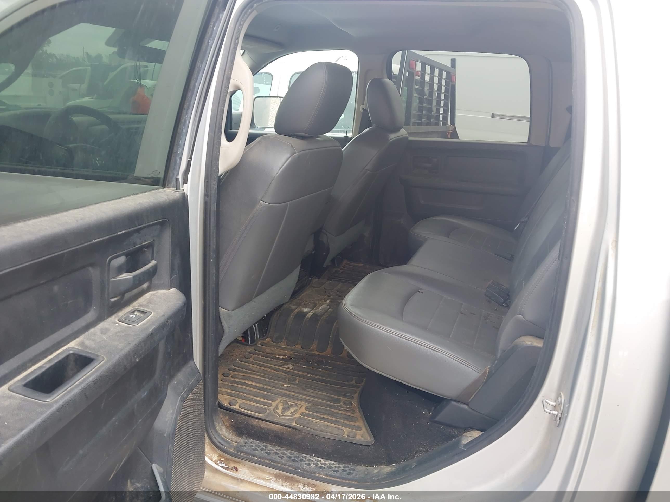 RAM 3500 image 7
