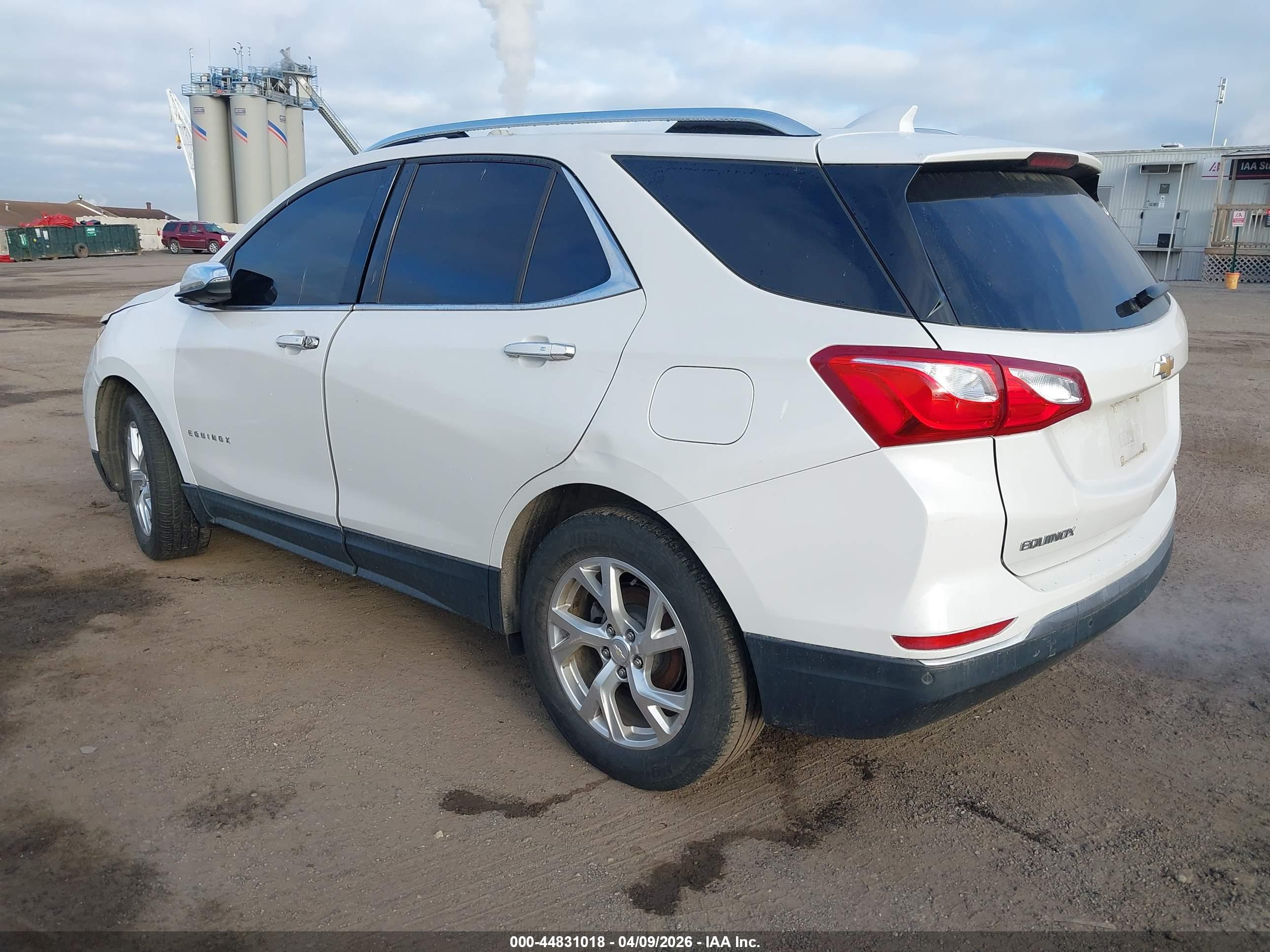 CHEVROLET EQUINOX image 3