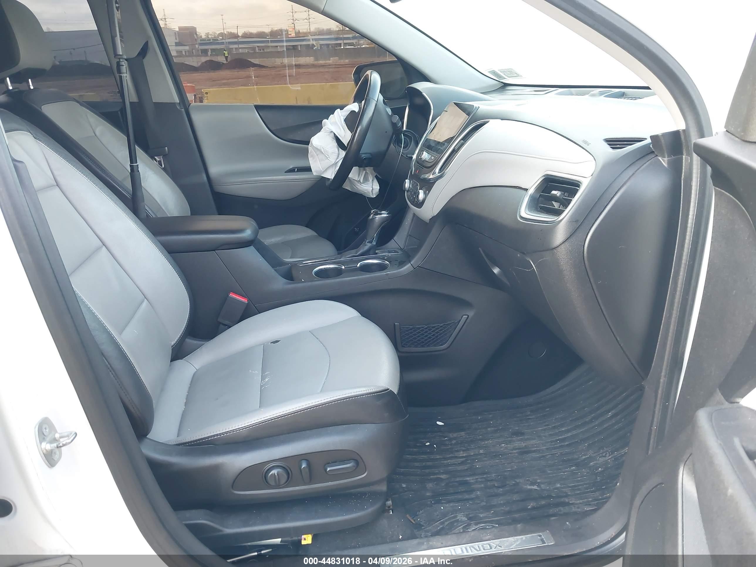 CHEVROLET EQUINOX image 5