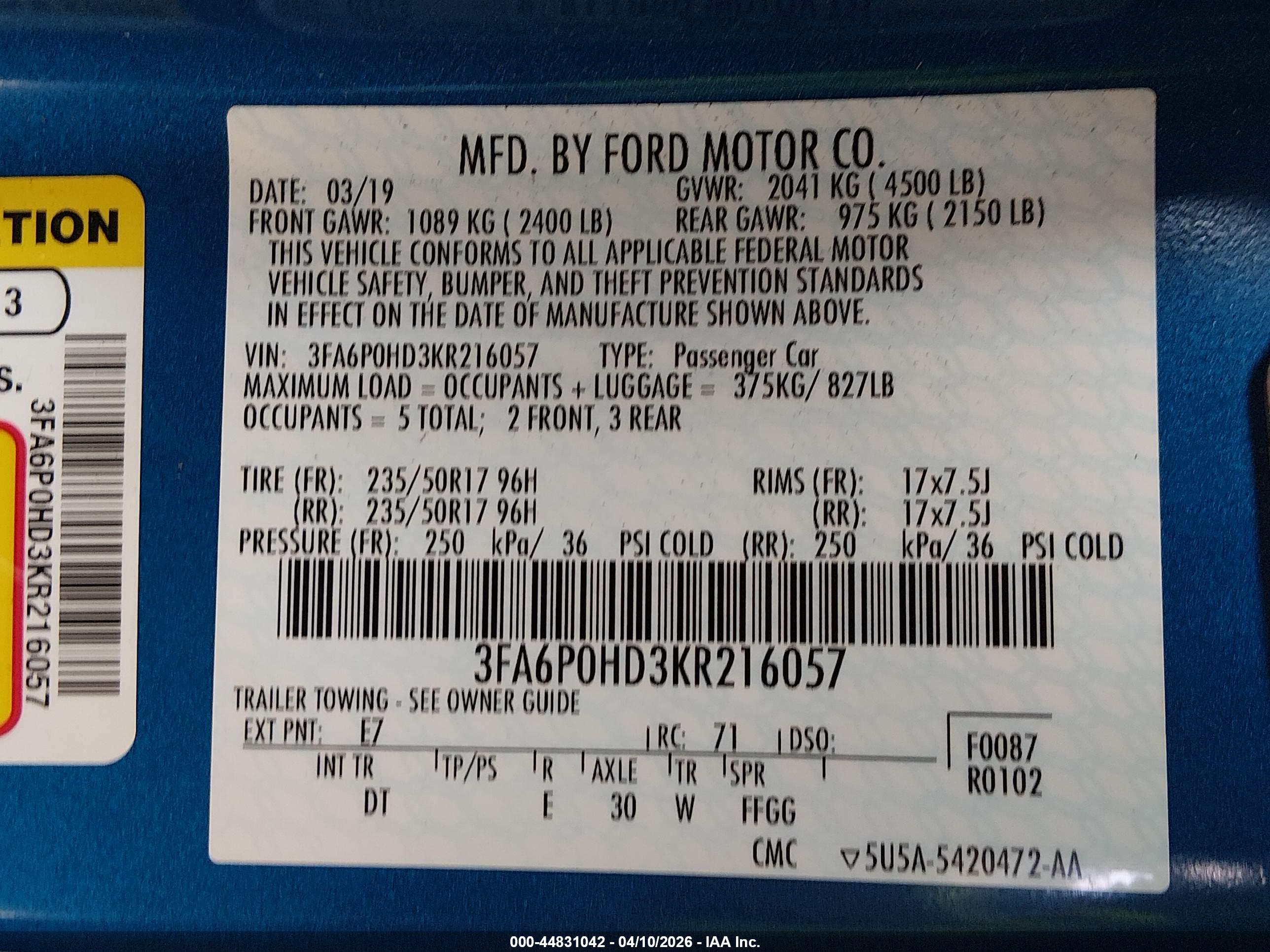 FORD FUSION image 9