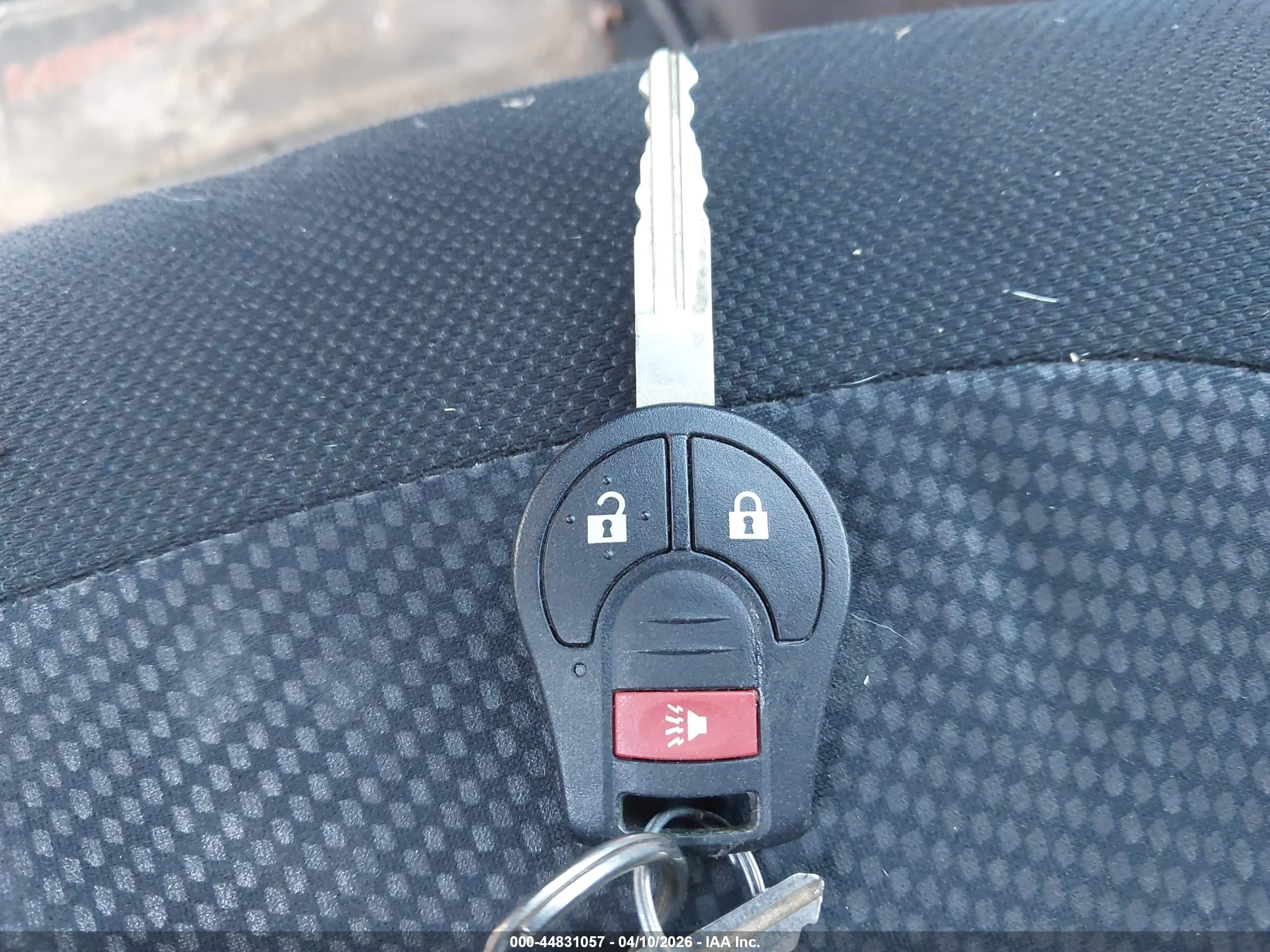 NISSAN ROGUE image 11
