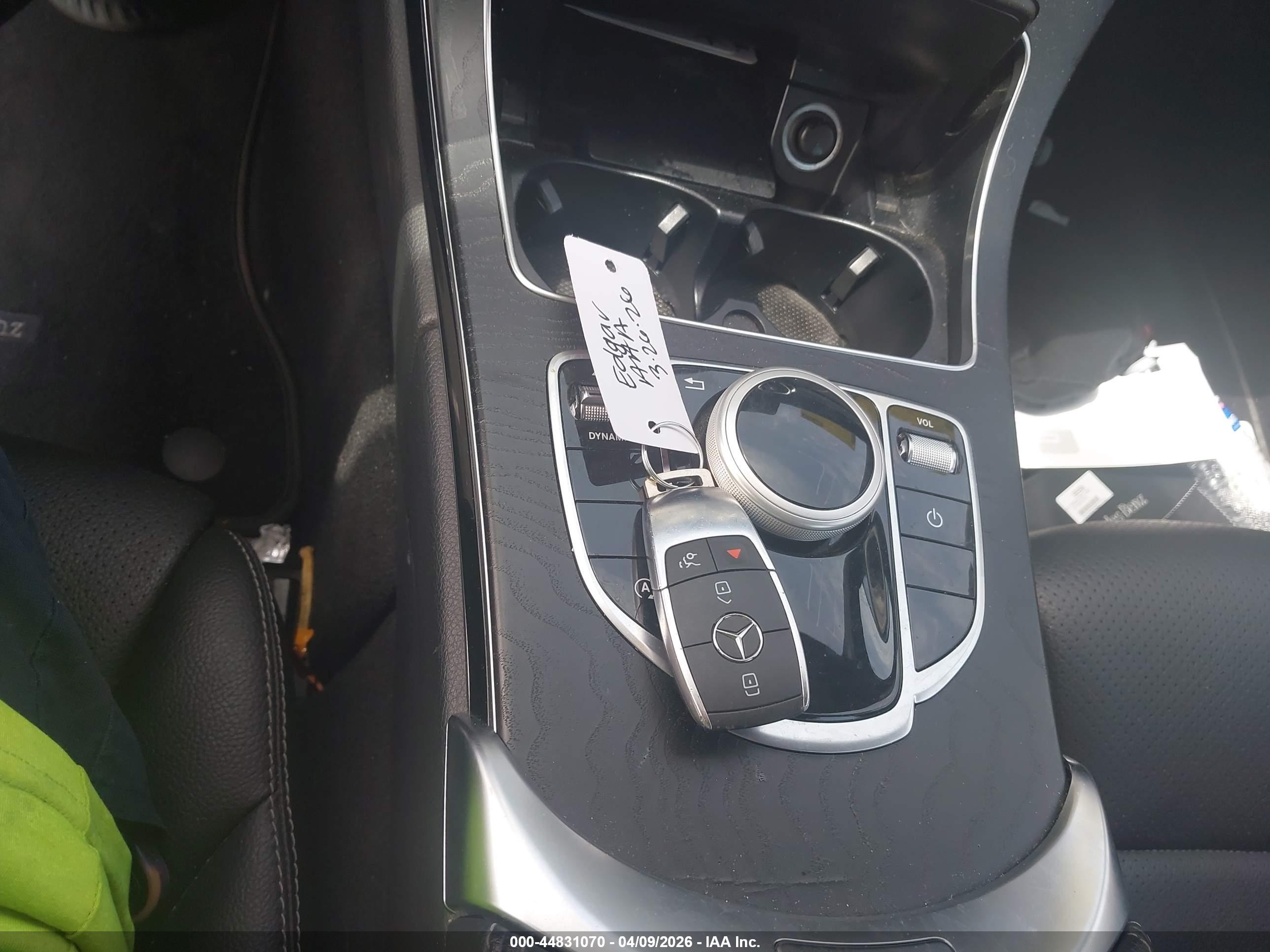 MERCEDES-BENZ C image 11