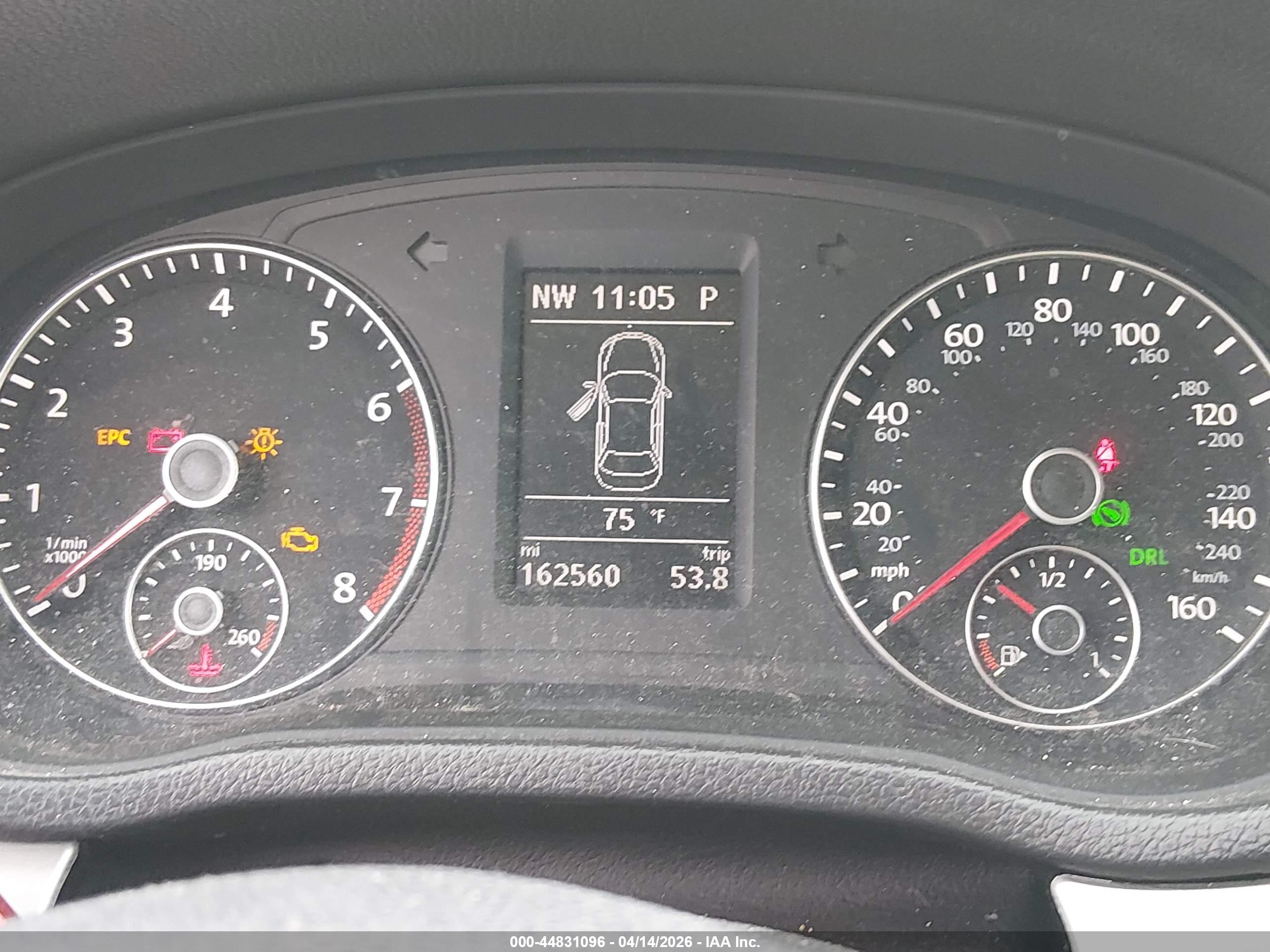 VOLKSWAGEN PASSAT image 7